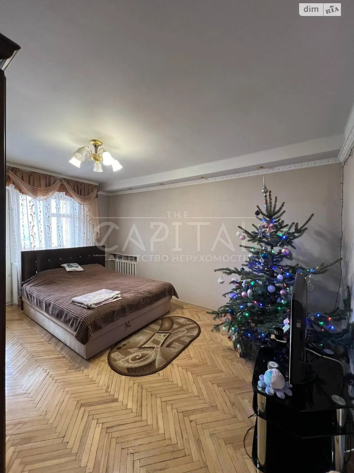 Продается 1-комнатная квартира 36 кв. м в Киеве, наб. Русановская - фото 1