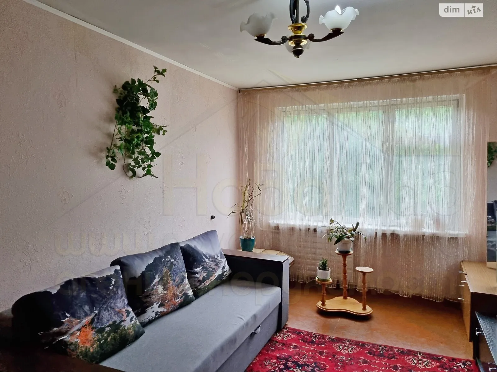Продается 3-комнатная квартира 63 кв. м в Чернигове, ул. Генерала Пухова