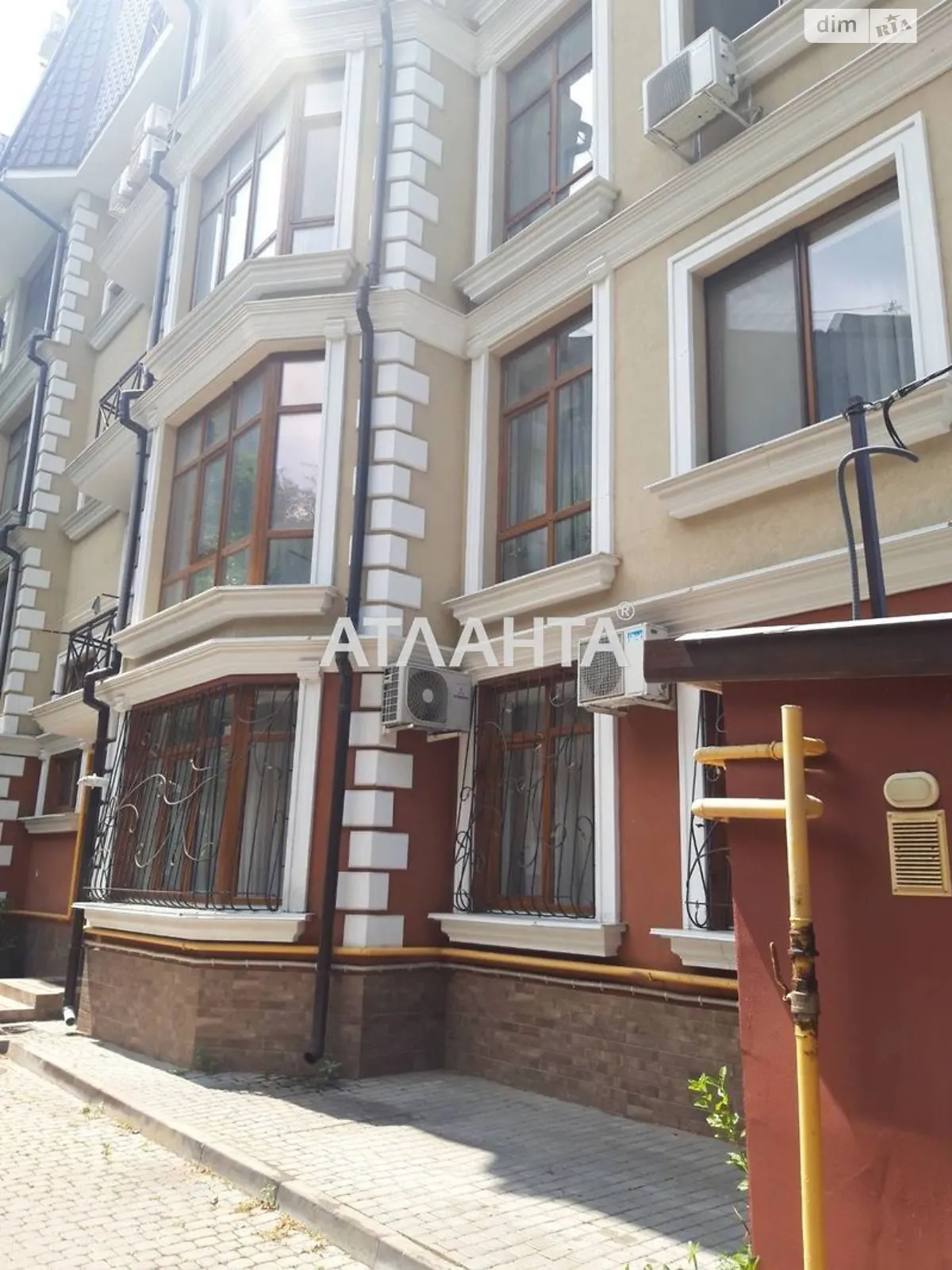 Продается 1-комнатная квартира 32 кв. м в Одессе, ул. Окружная - фото 1