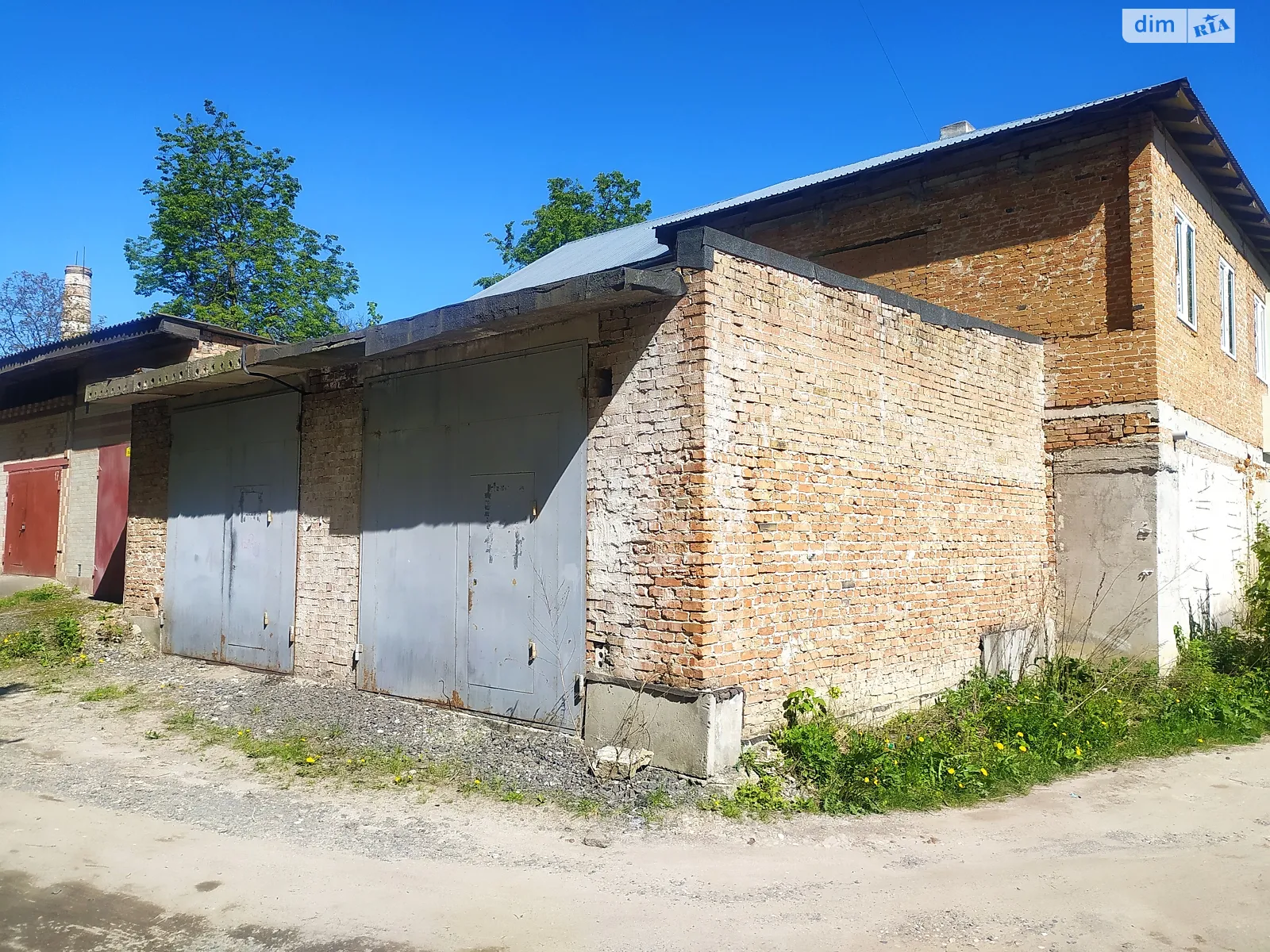 Продается отдельно стоящий гараж под бус на 54 кв. м, цена: 18000 $ - фото 1