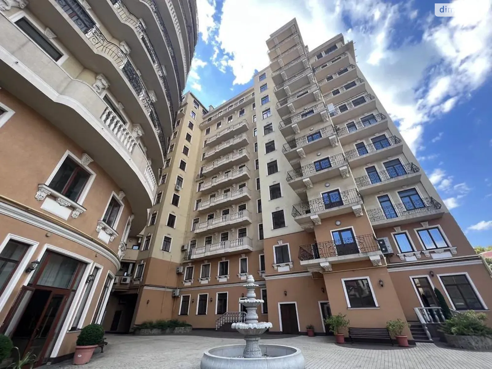 Продається 3-кімнатна квартира 102 кв. м у Одесі, узвіз Військовий, 13 - фото 1