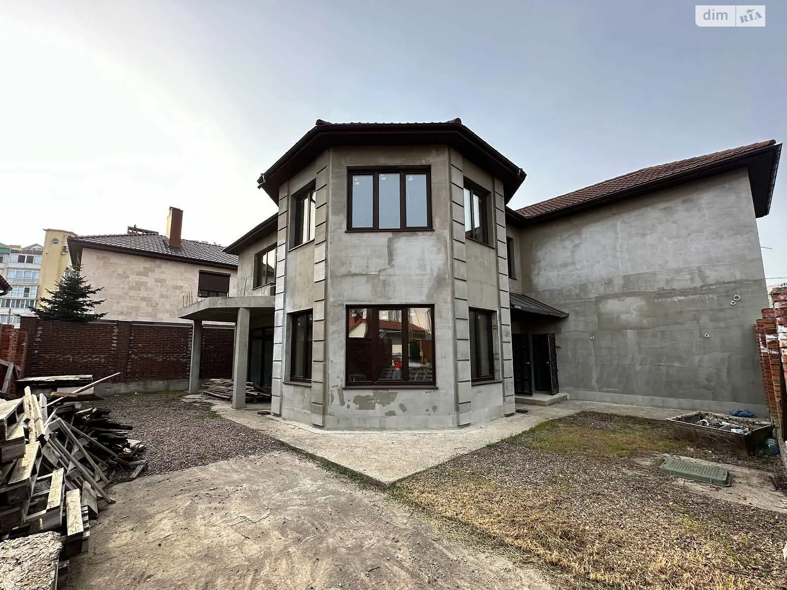 Продається будинок 2 поверховий 280 кв. м з подвалом, цена: 200000 $ - фото 1