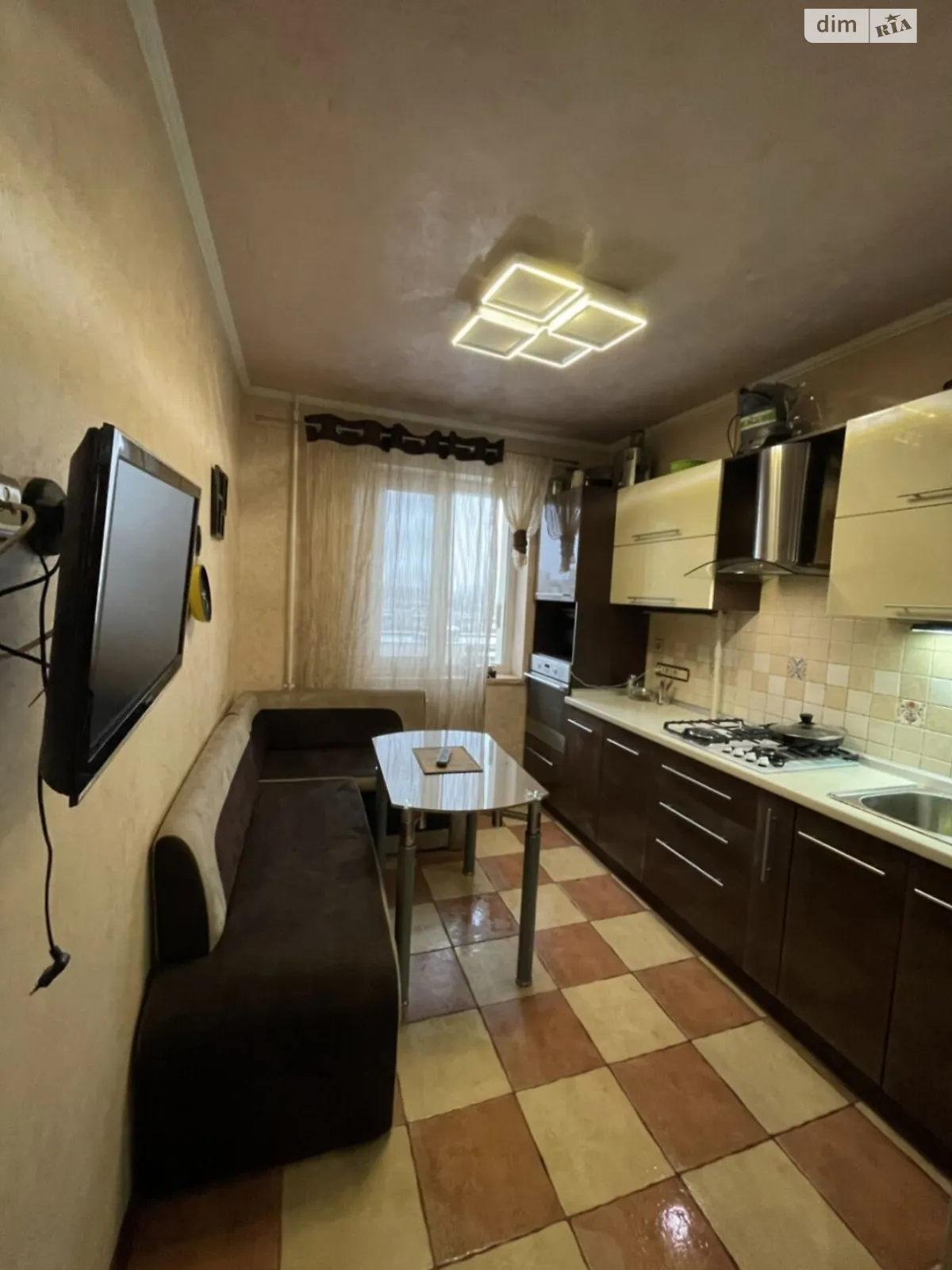 Здається в оренду 3-кімнатна квартира 60 кв. м у Харкові, цена: 10000 грн