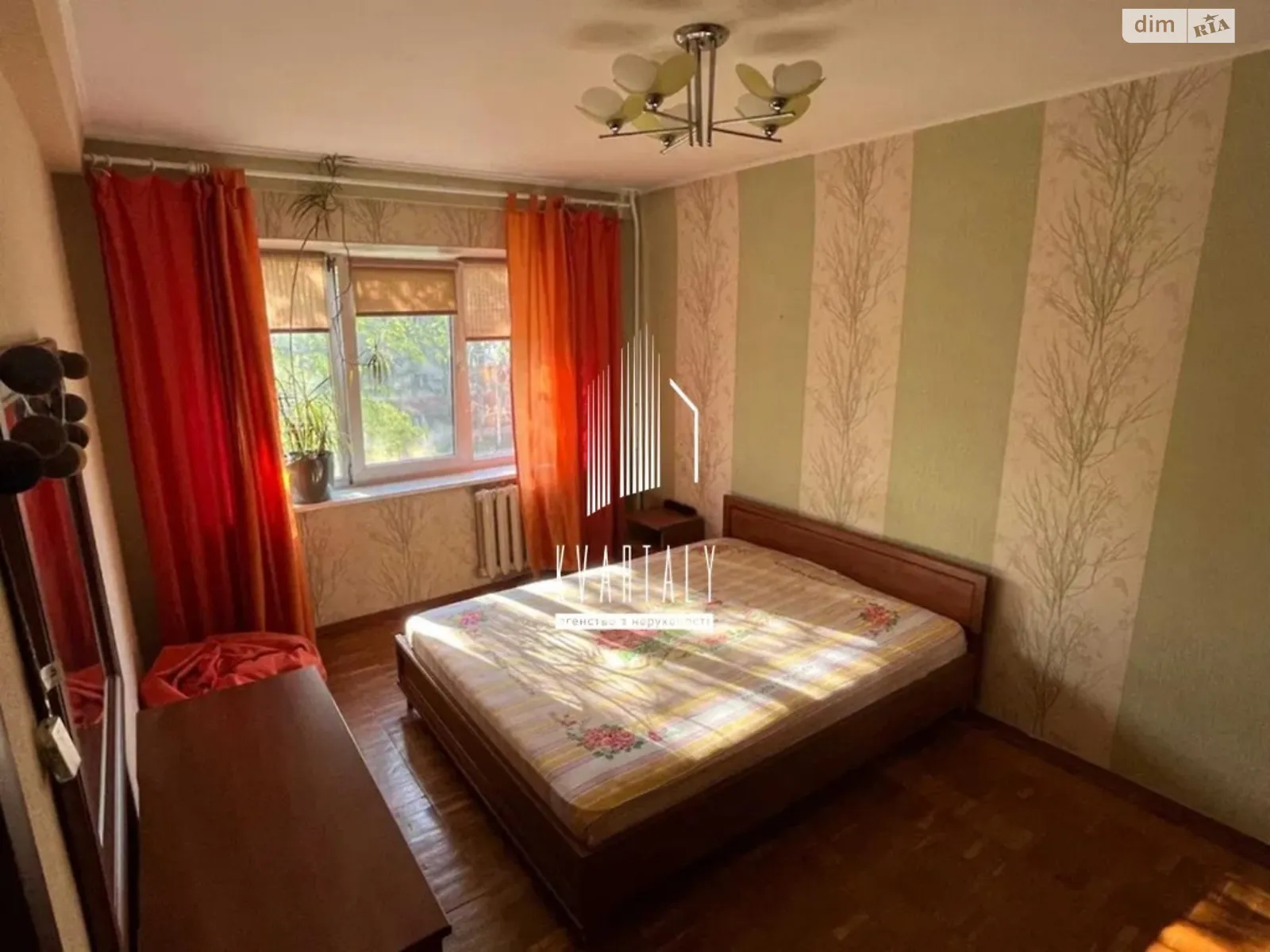 Продается 2-комнатная квартира 47 кв. м в Киеве, ул. Мрии(Академика Туполева), 24