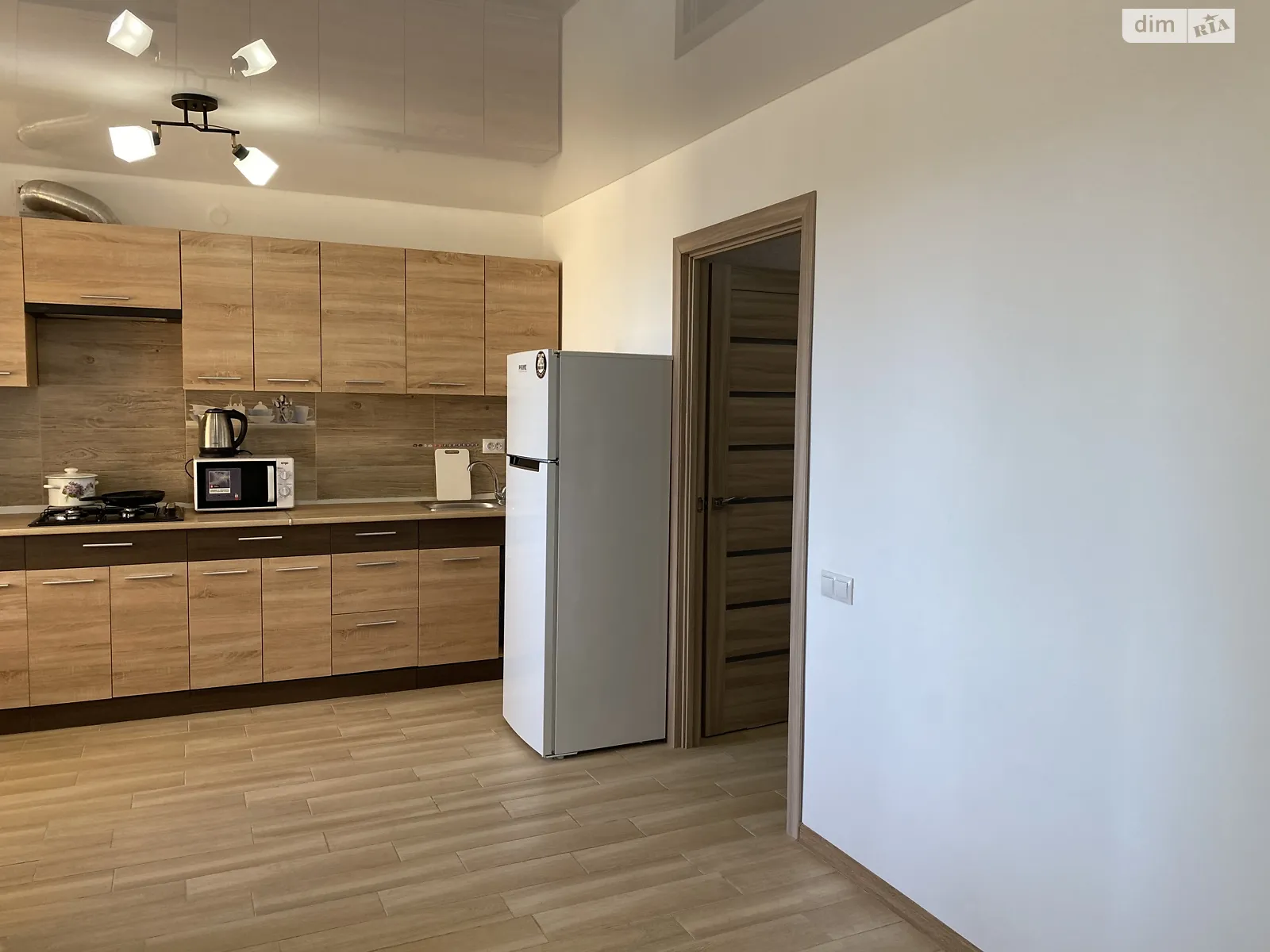 1-кімнатна квартира 45 кв. м у Тернополі, цена: 250 $