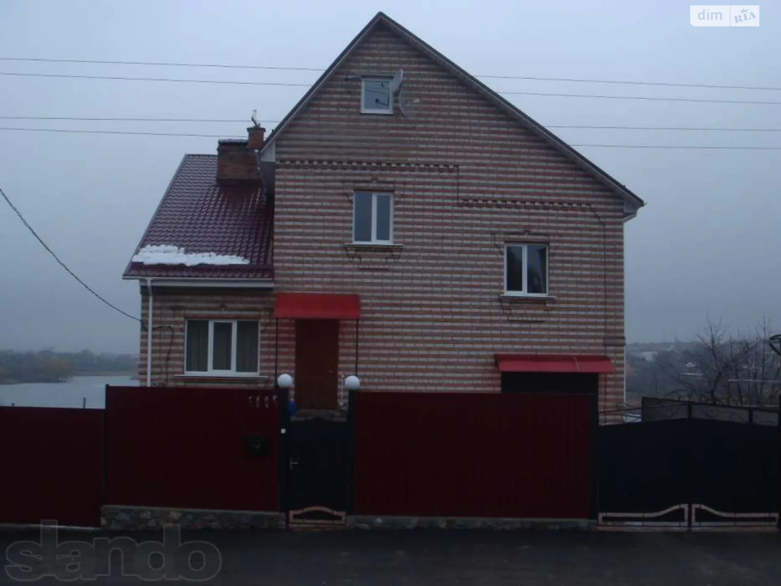 Продается дом на 3 этажа 395 кв. м с садом, цена: 120000 $ - фото 1