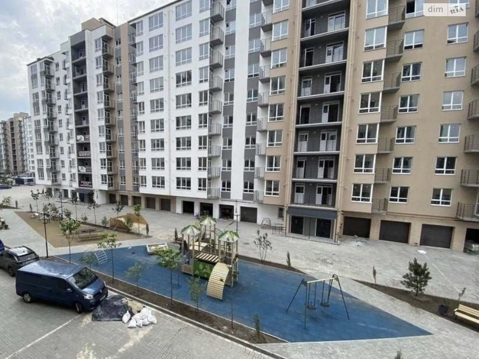 Продается 1-комнатная квартира 51.3 кв. м в Слобожанском, ул. Семейная, 5 - фото 1