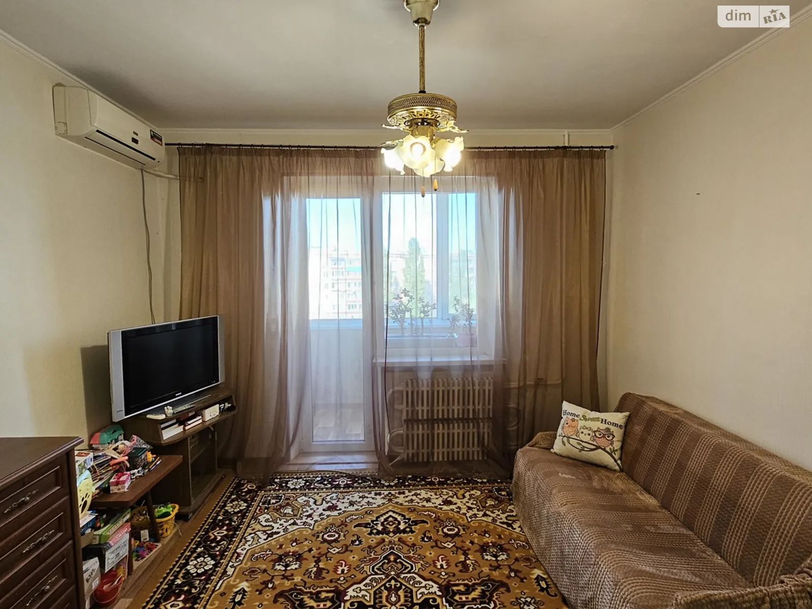 Продається 1-кімнатна квартира 35 кв. м у Кам'янському, цена: 18000 $