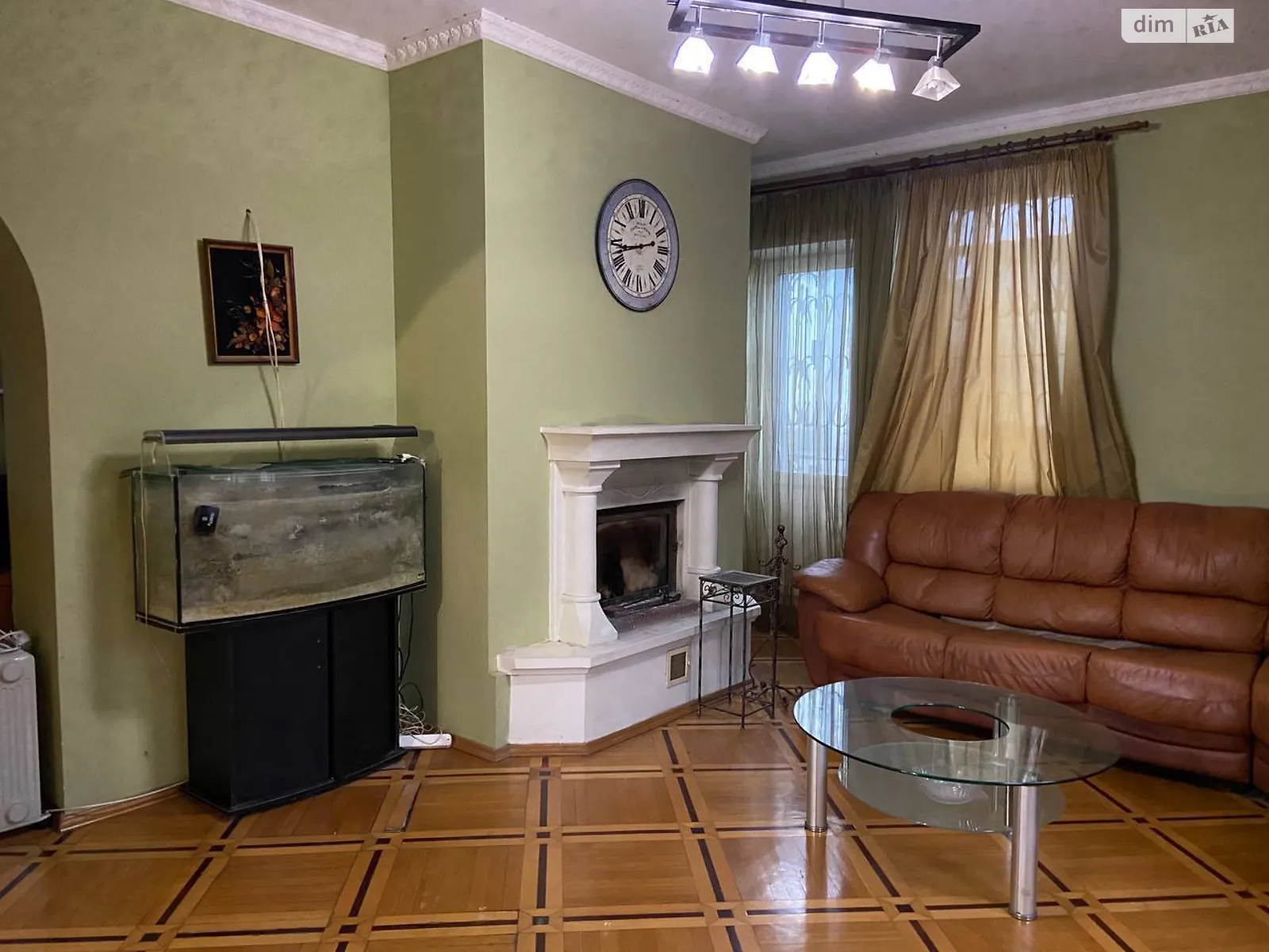 Продается дом на 4 этажа 401.1 кв. м с камином, цена: 155000 $ - фото 1