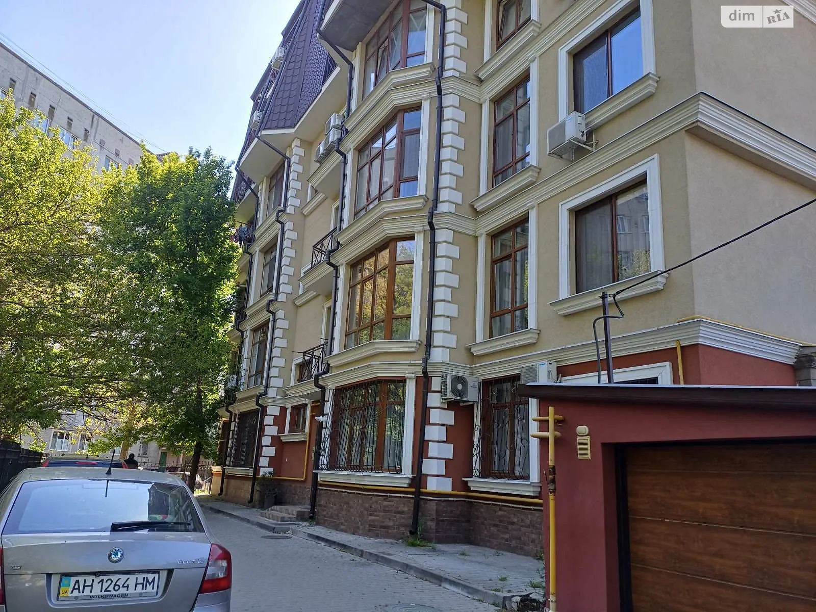 Продается 1-комнатная квартира 52 кв. м в Одессе, ул. Окружная, 32 - фото 1