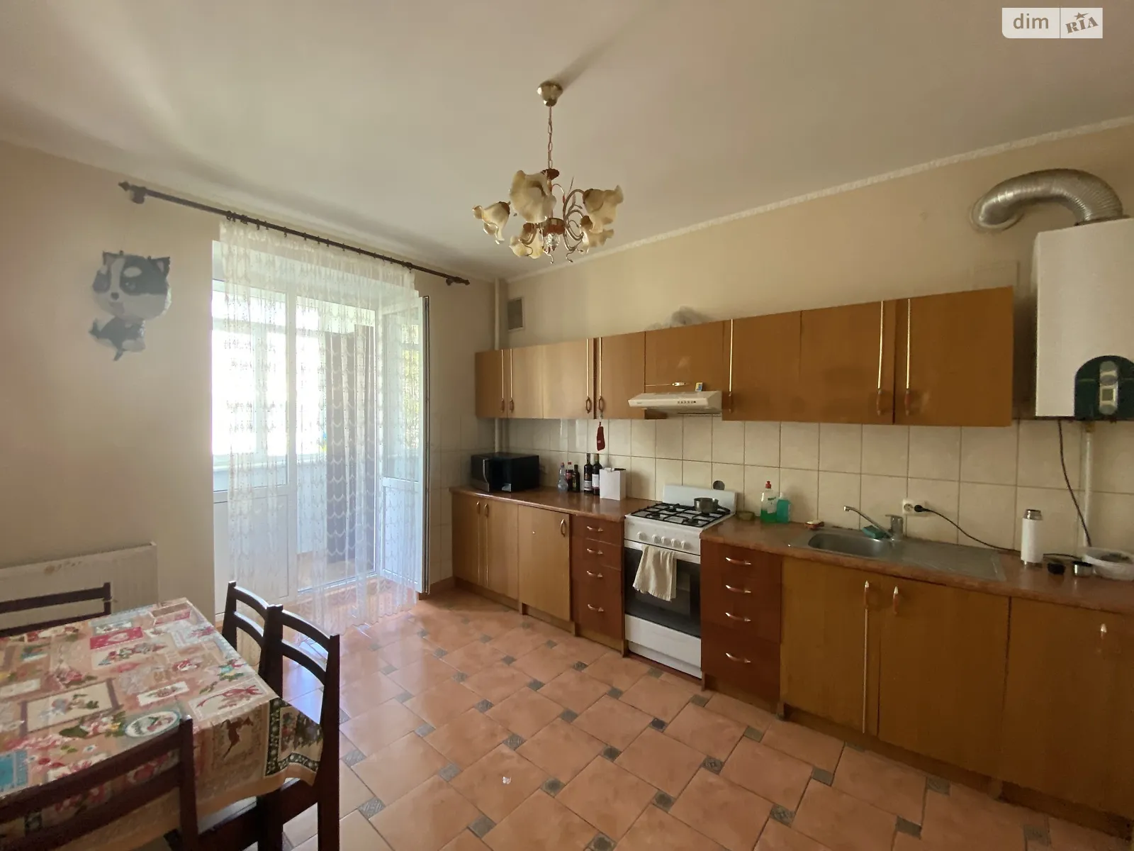 3-кімнатна квартира 95 кв. м у Тернополі, цена: 12000 грн