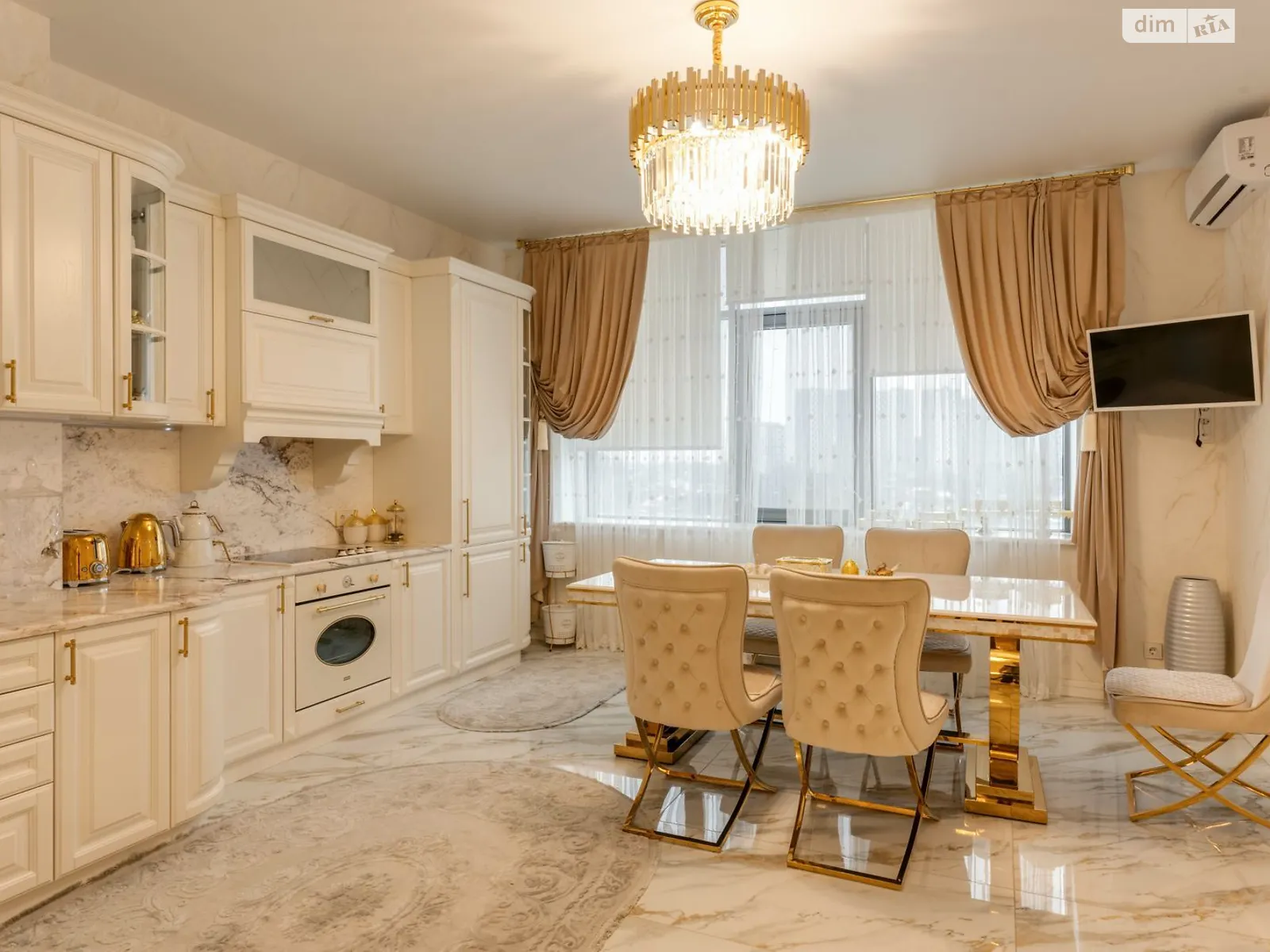 Продается 2-комнатная квартира 84 кв. м в Киеве, ул. Трускавецкая, 8 - фото 1