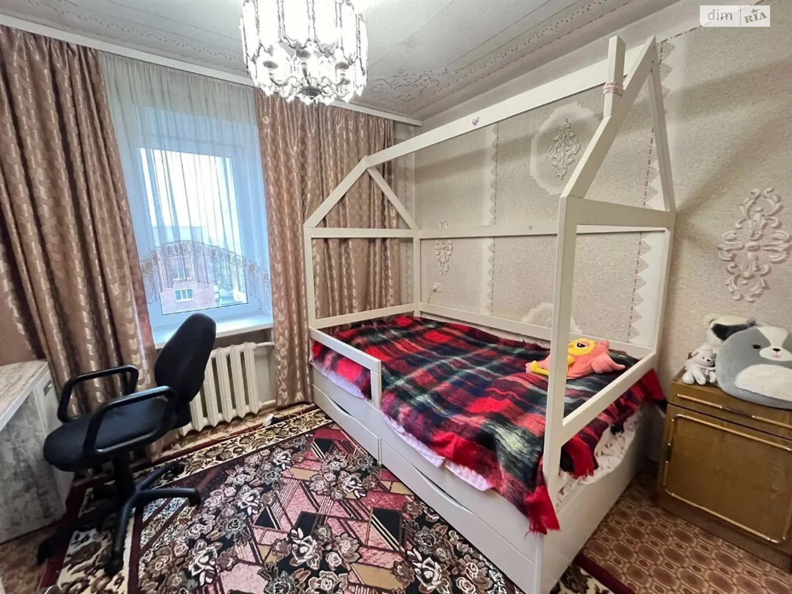 Продается 3-комнатная квартира 66.8 кв. м в Хмельницком, цена: 50500 $ - фото 1