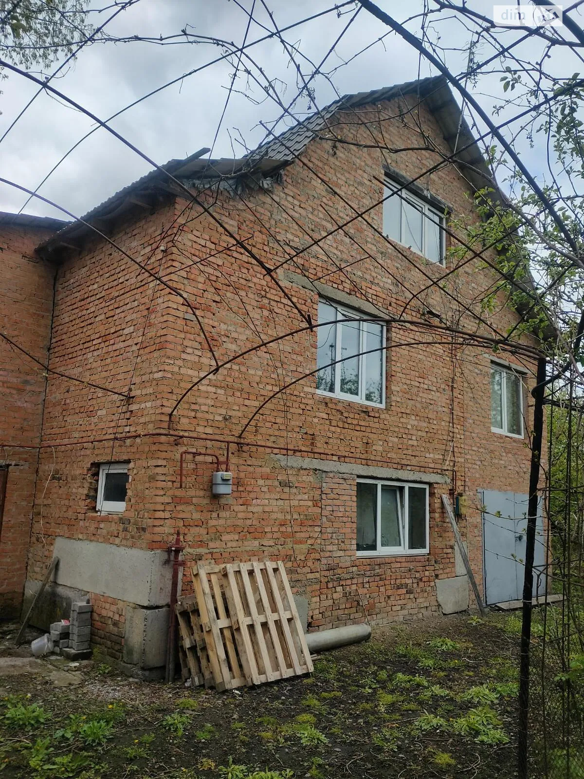 Продается дом на 2 этажа 100 кв. м с террасой, цена: 35000 $ - фото 1