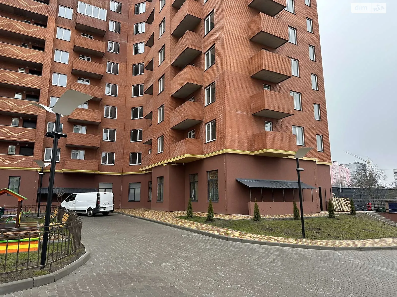 Продается 2-комнатная квартира 57 кв. м в Борисполе, ул. Головатого, 64 - фото 1