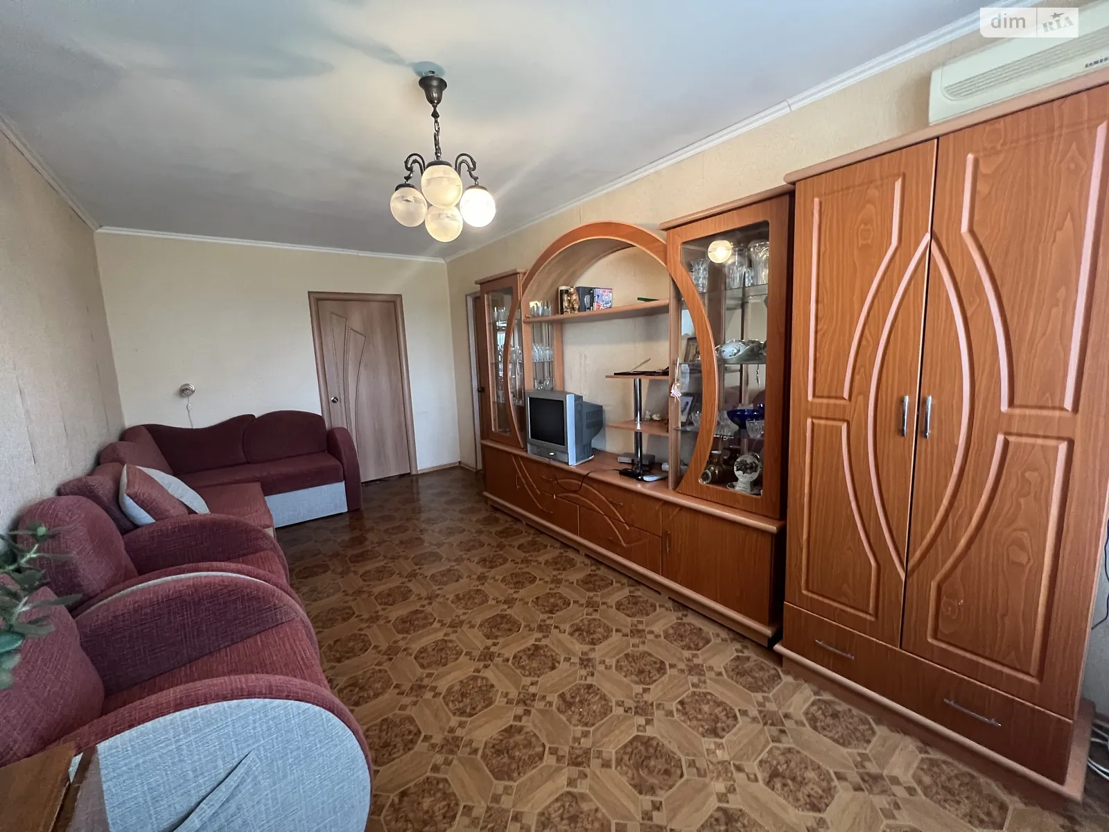 Продается 3-комнатная квартира 62 кв. м в Кривом Роге, цена: 22000 $