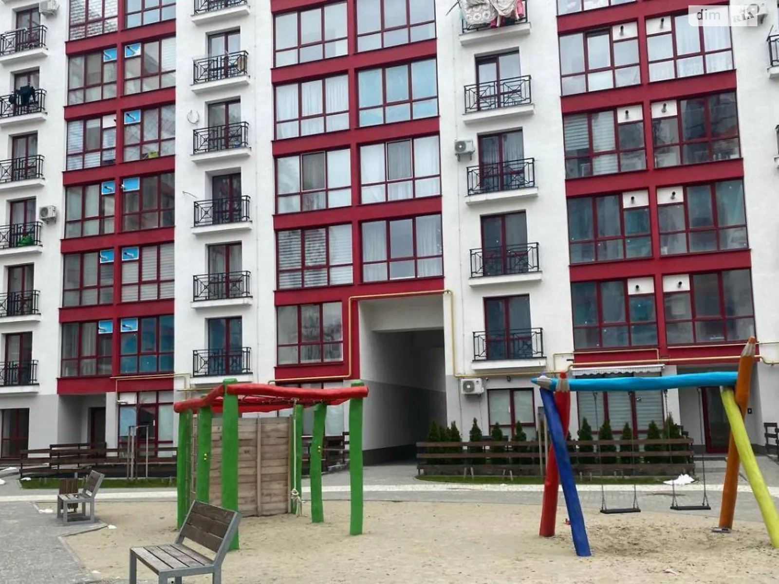 Продается 3-комнатная квартира 104.1 кв. м в Криховцах, ул. Бастионная, 1 - фото 1