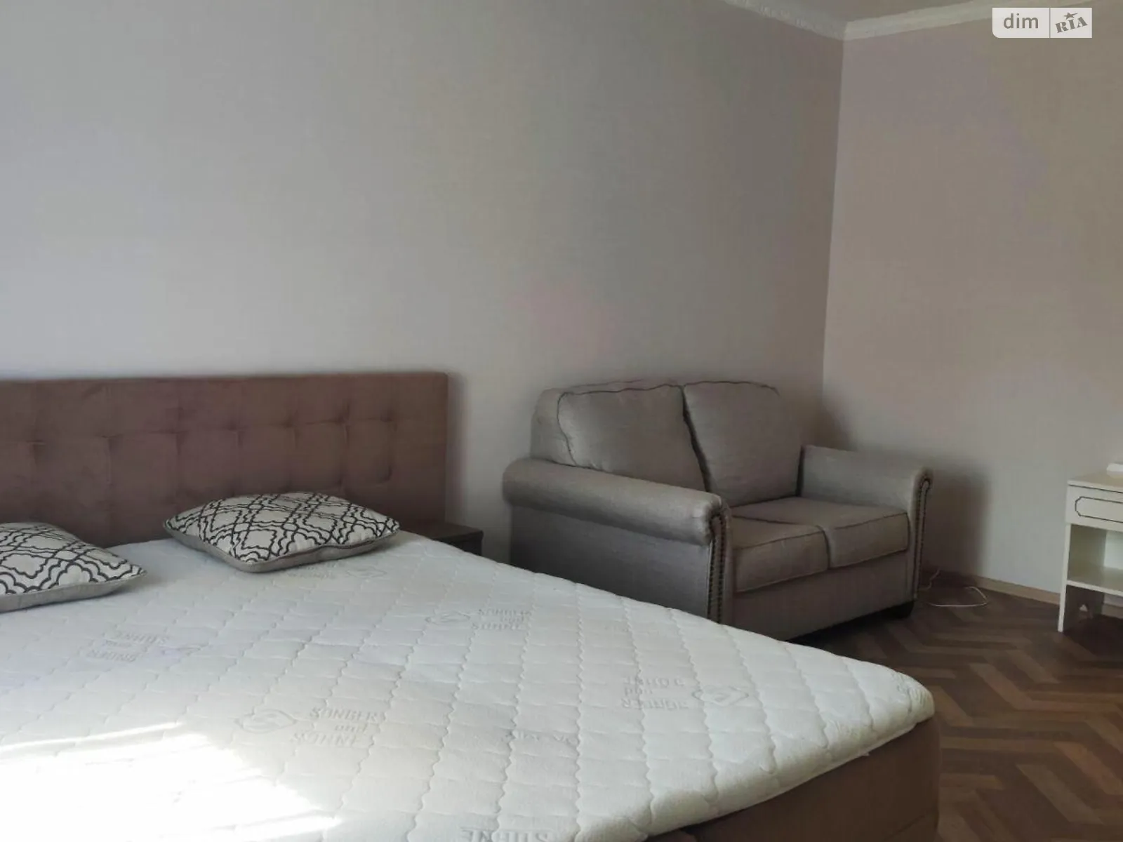 Продается 1-комнатная квартира 45 кв. м в Киеве - фото 3