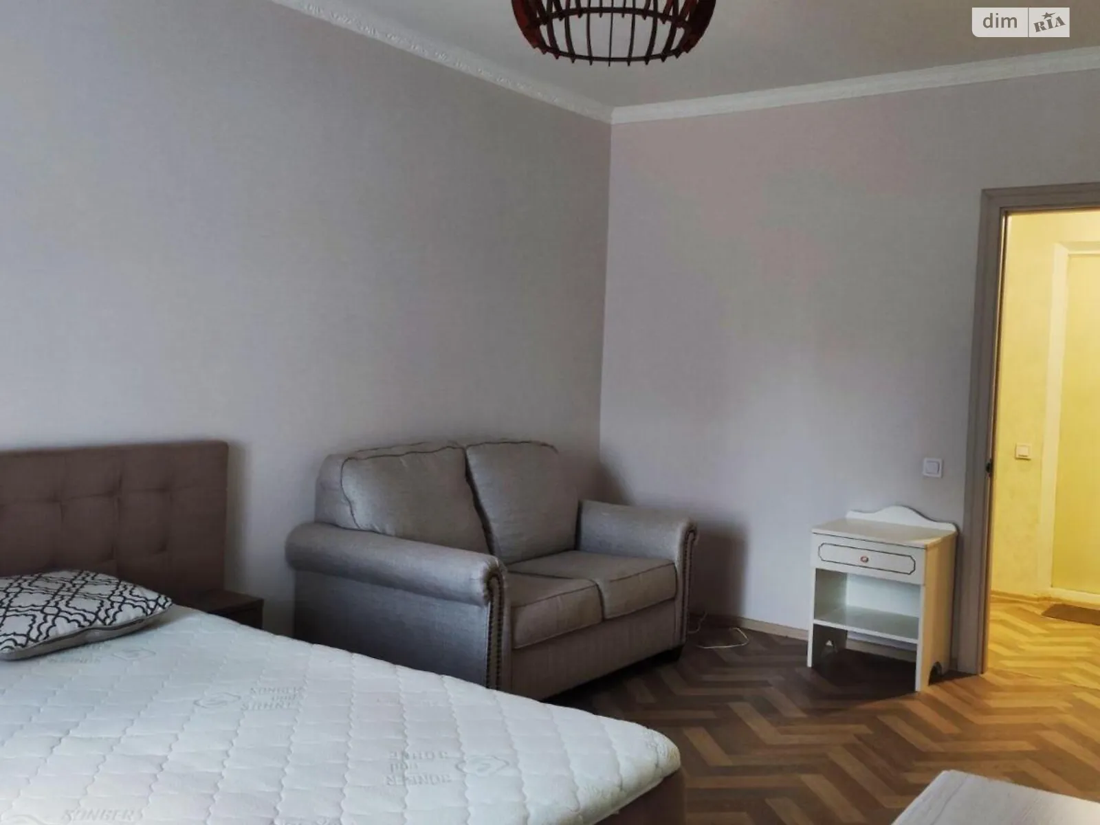 Продается 1-комнатная квартира 45 кв. м в Киеве - фото 4