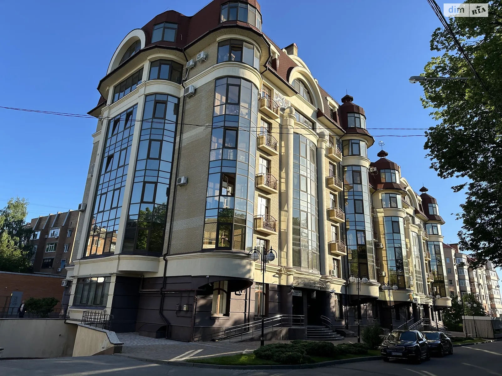 Продается 2-комнатная квартира 120 кв. м в Полтаве, цена: 230000 $