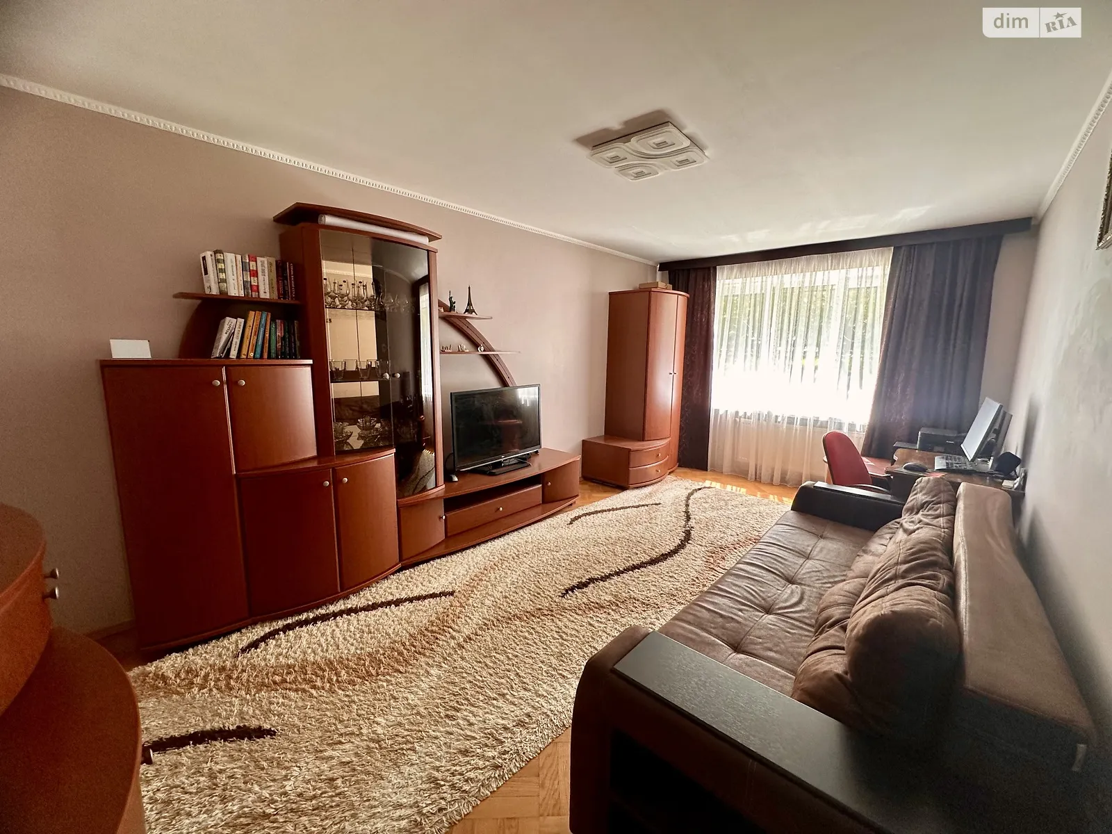 Продается 3-комнатная квартира 66.4 кв. м в Трускавце, ул. Данилишиных