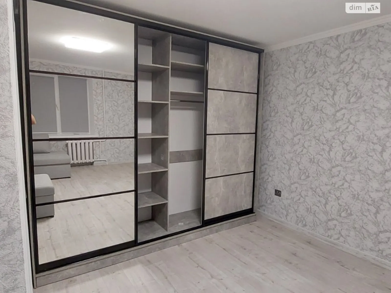 Сдается в аренду 1-комнатная квартира 33 кв. м в Ровно, цена: 9500 грн