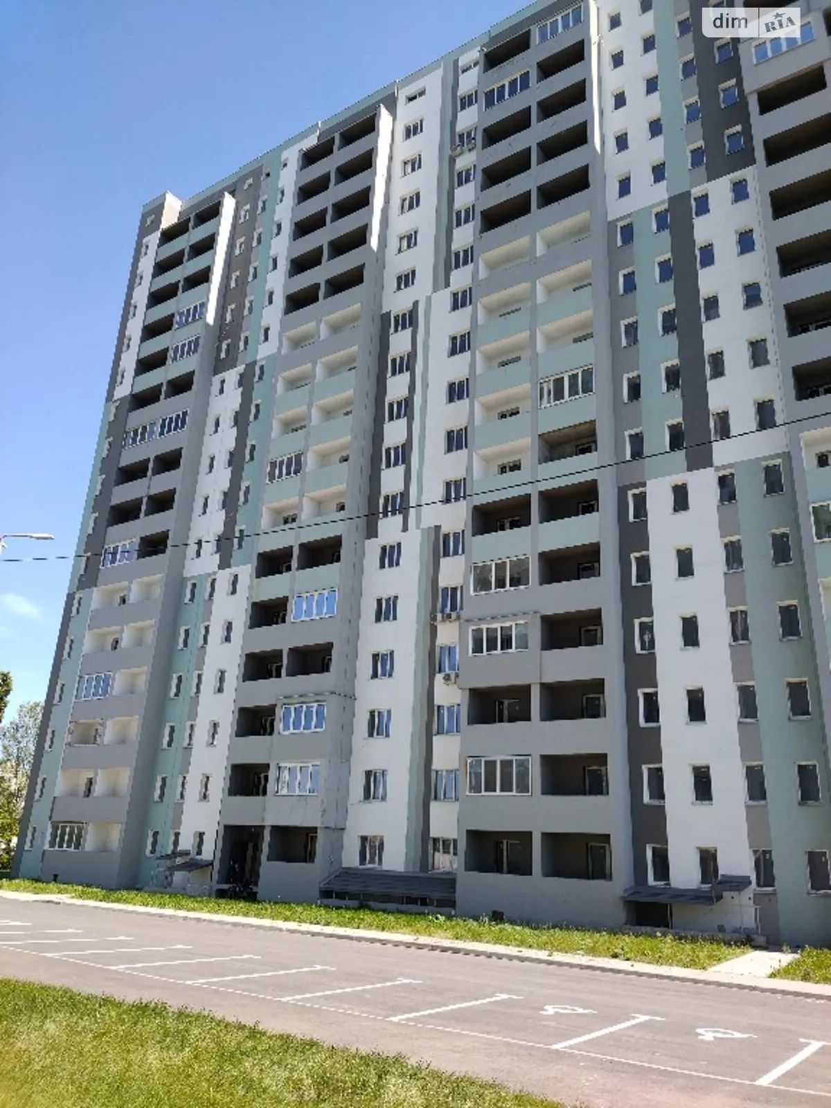 Продается 2-комнатная квартира 61 кв. м в Харькове, ул. Заливная, 10 - фото 1