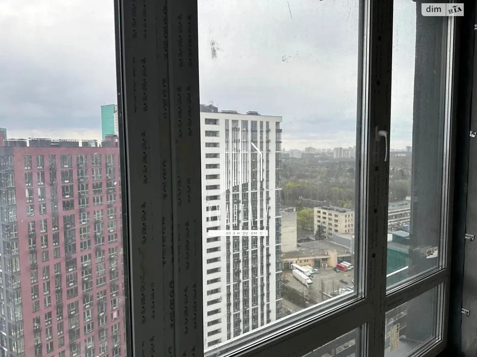 Продается 3-комнатная квартира 96 кв. м в Киеве, ул. Виктора Некрасова(Северо-Сырецкая), 4 - фото 1