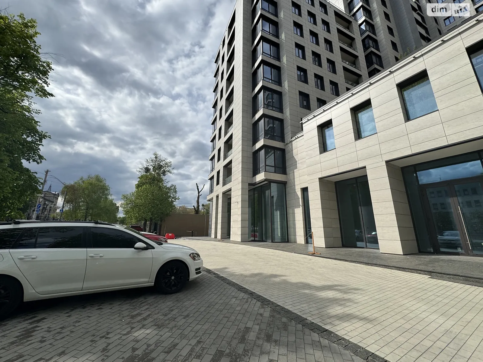 Здається в оренду об'єкт сфери послуг 530 кв. м в 25-поверховій будівлі, цена: 10600 $ - фото 1