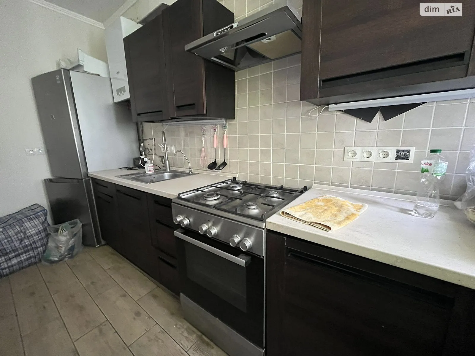 Продается 1-комнатная квартира 40 кв. м в Буче, пер. Тихого, 4/1 - фото 1