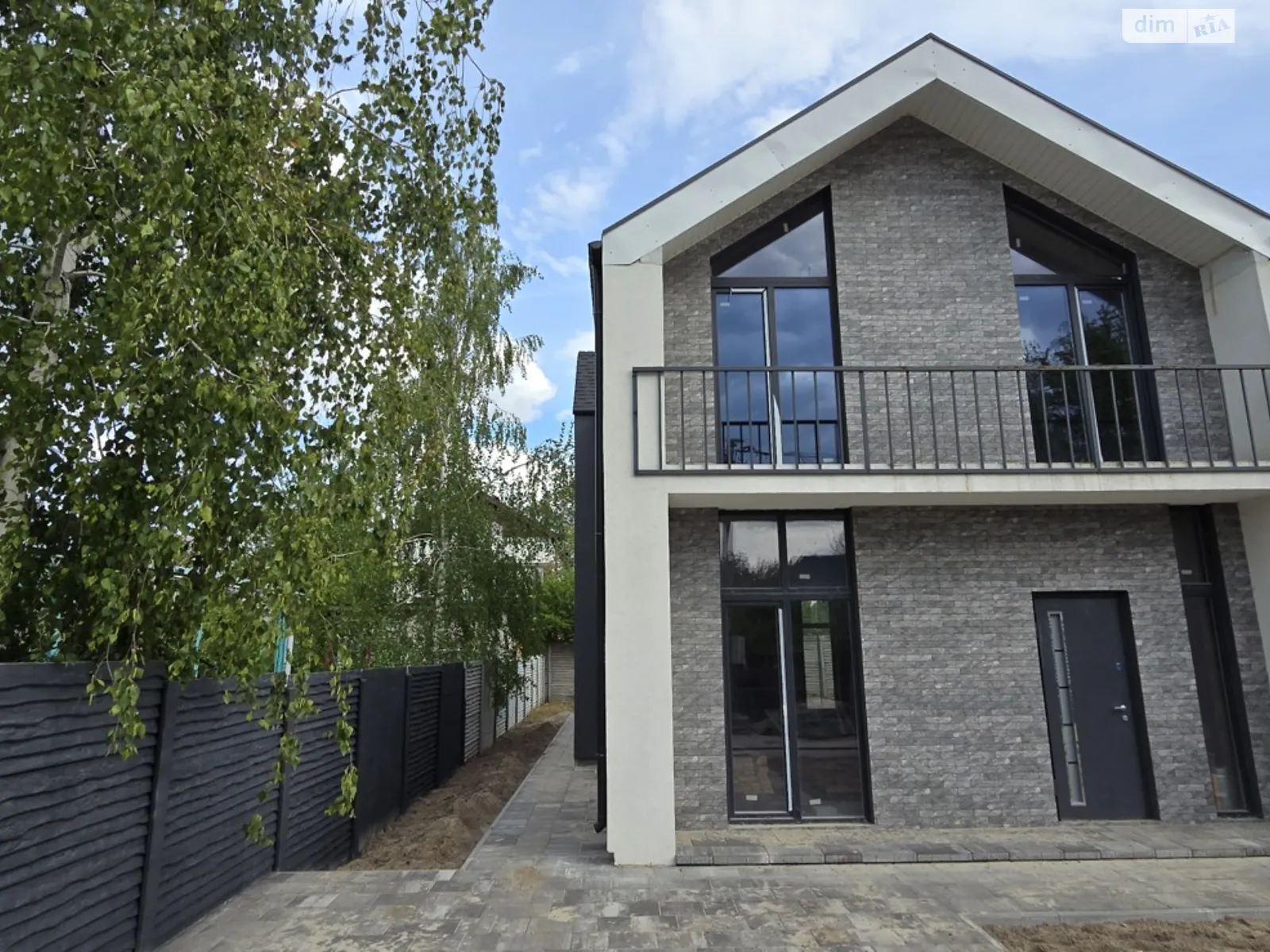 Продається частина будинку 165 кв. м з бесідкою, цена: 179000 $ - фото 1