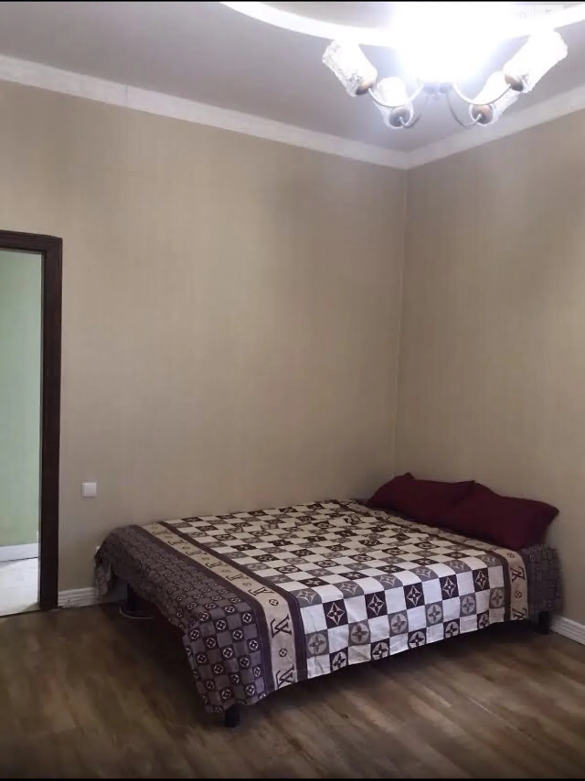 Продается 2-комнатная квартира 40 кв. м в Виннице, ул. Николая Оводова, 27
