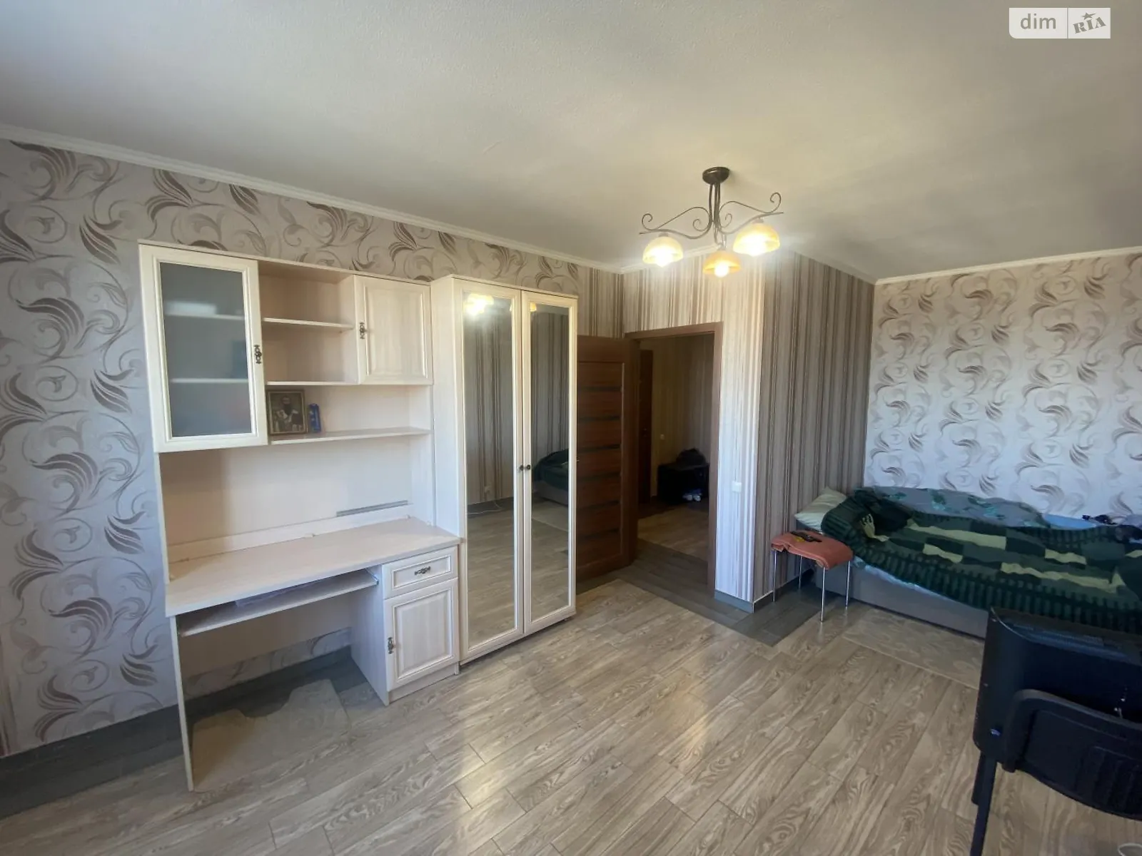 Продается 1-комнатная квартира 42 кв. м в Харькове, цена: 27900 $