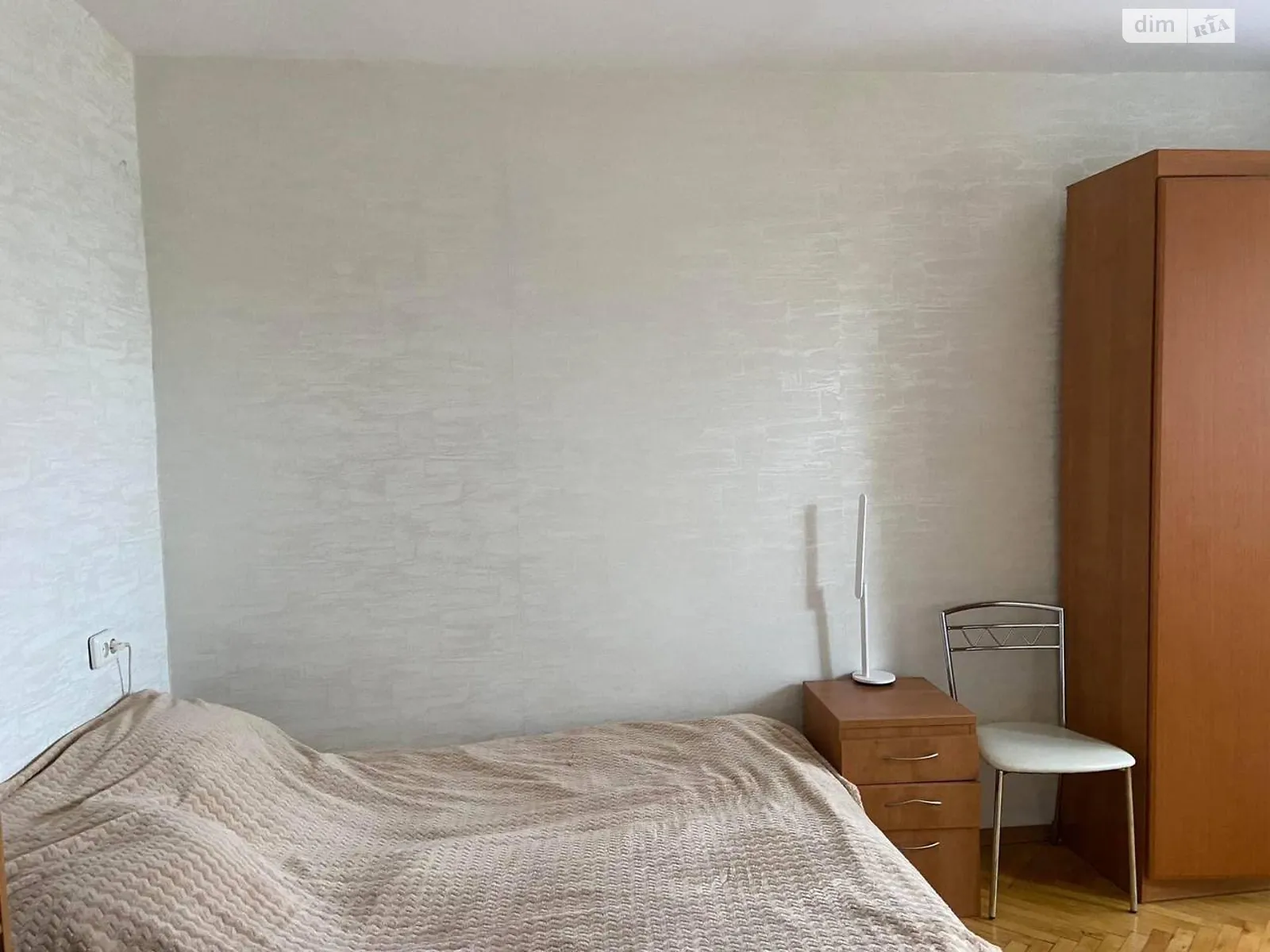 Здається в оренду 1-кімнатна квартира 37 кв. м у Львові, цена: 13500 грн