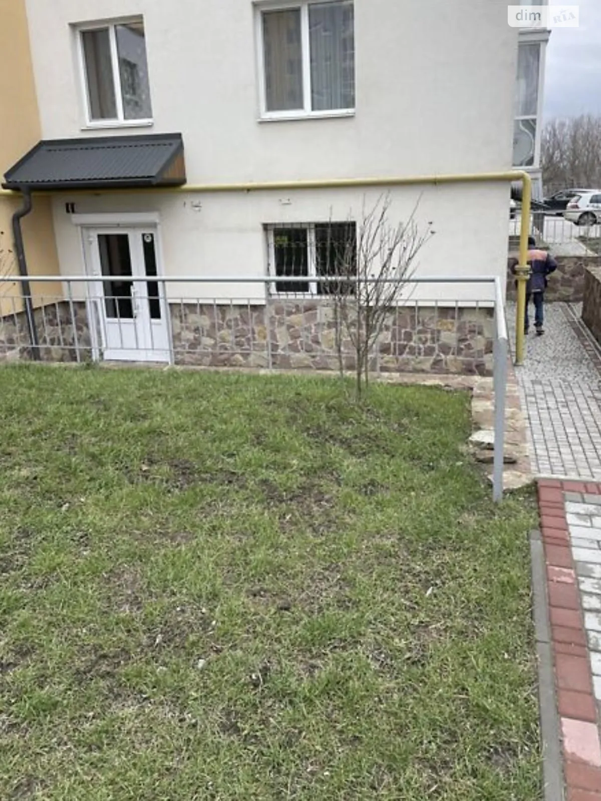 Сдается в аренду помещения свободного назначения 57 кв. м в 9-этажном здании, цена: 7500 грн - фото 1