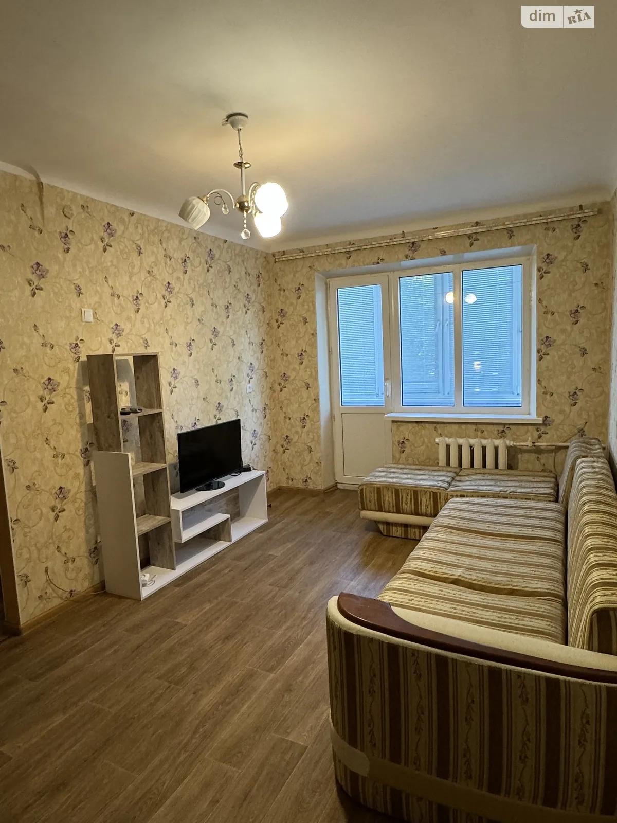 Сдается в аренду 1-комнатная квартира 32 кв. м в Кривом Роге, цена: 4200 грн