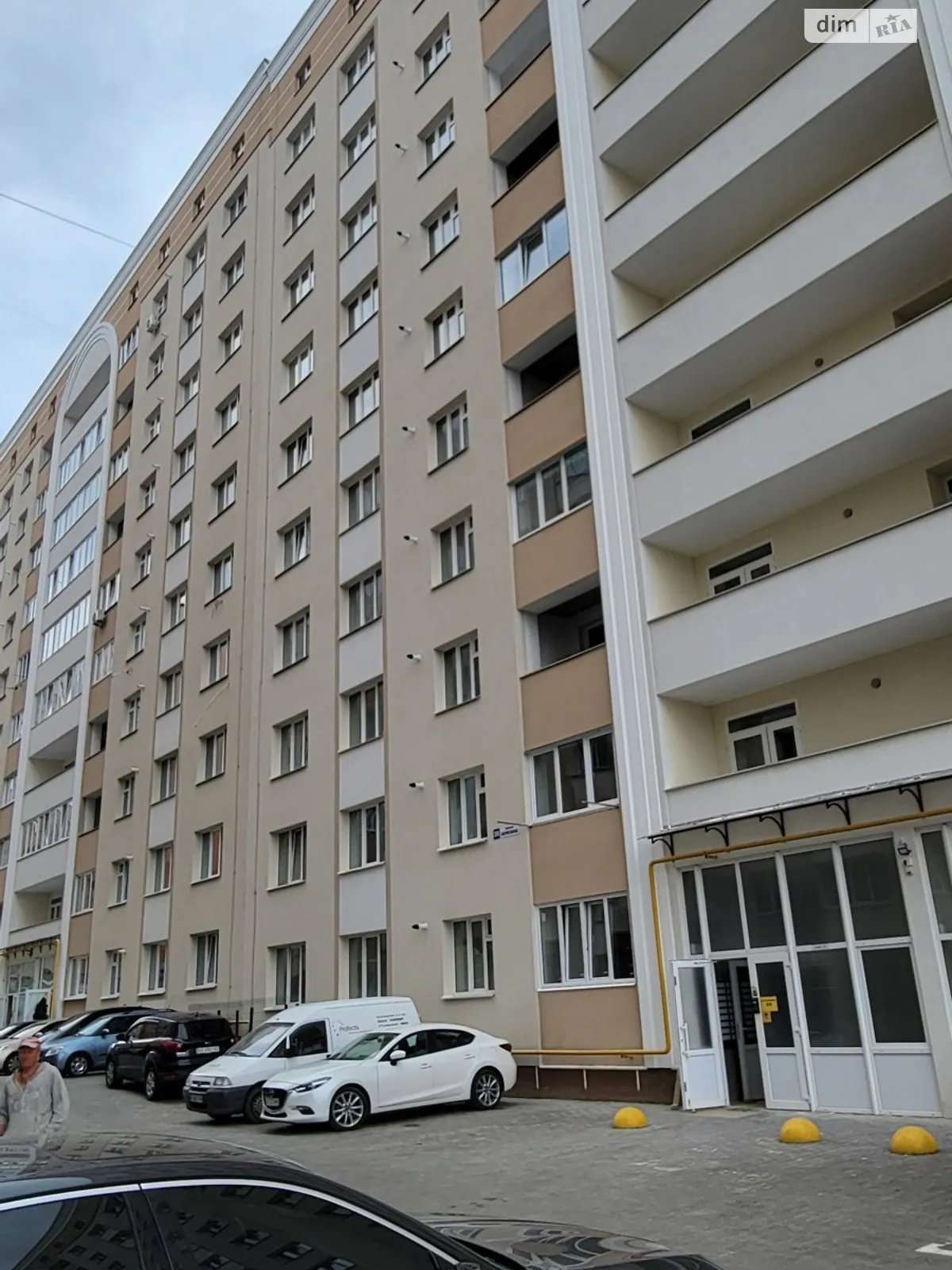 Продается 1-комнатная квартира 43 кв. м в Хмельницком, ул. Кармелюка, 3/6