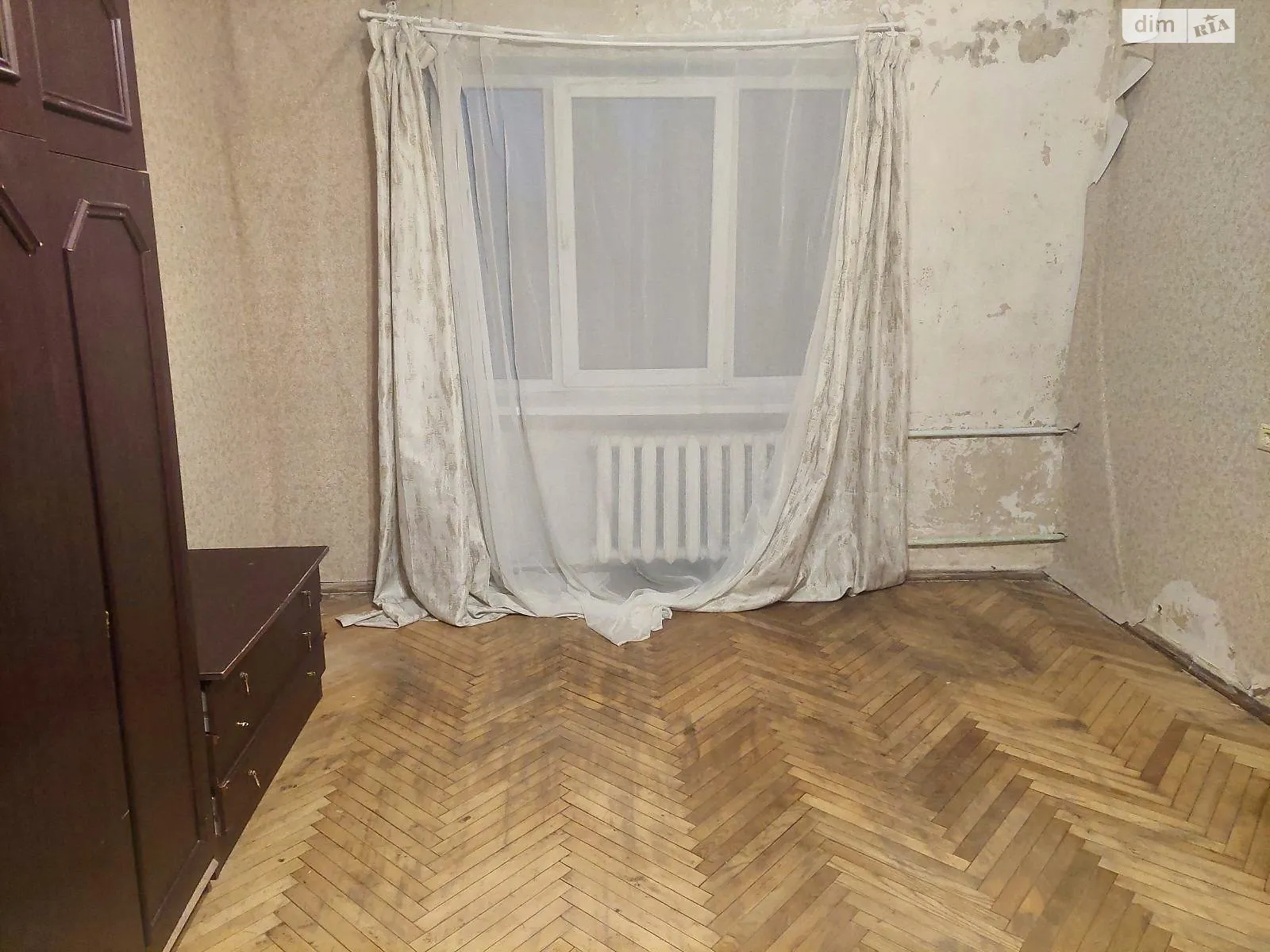Продається 1-кімнатна квартира 32 кв. м у Києві, вул. Мрії(Академіка Туполєва), 7Б