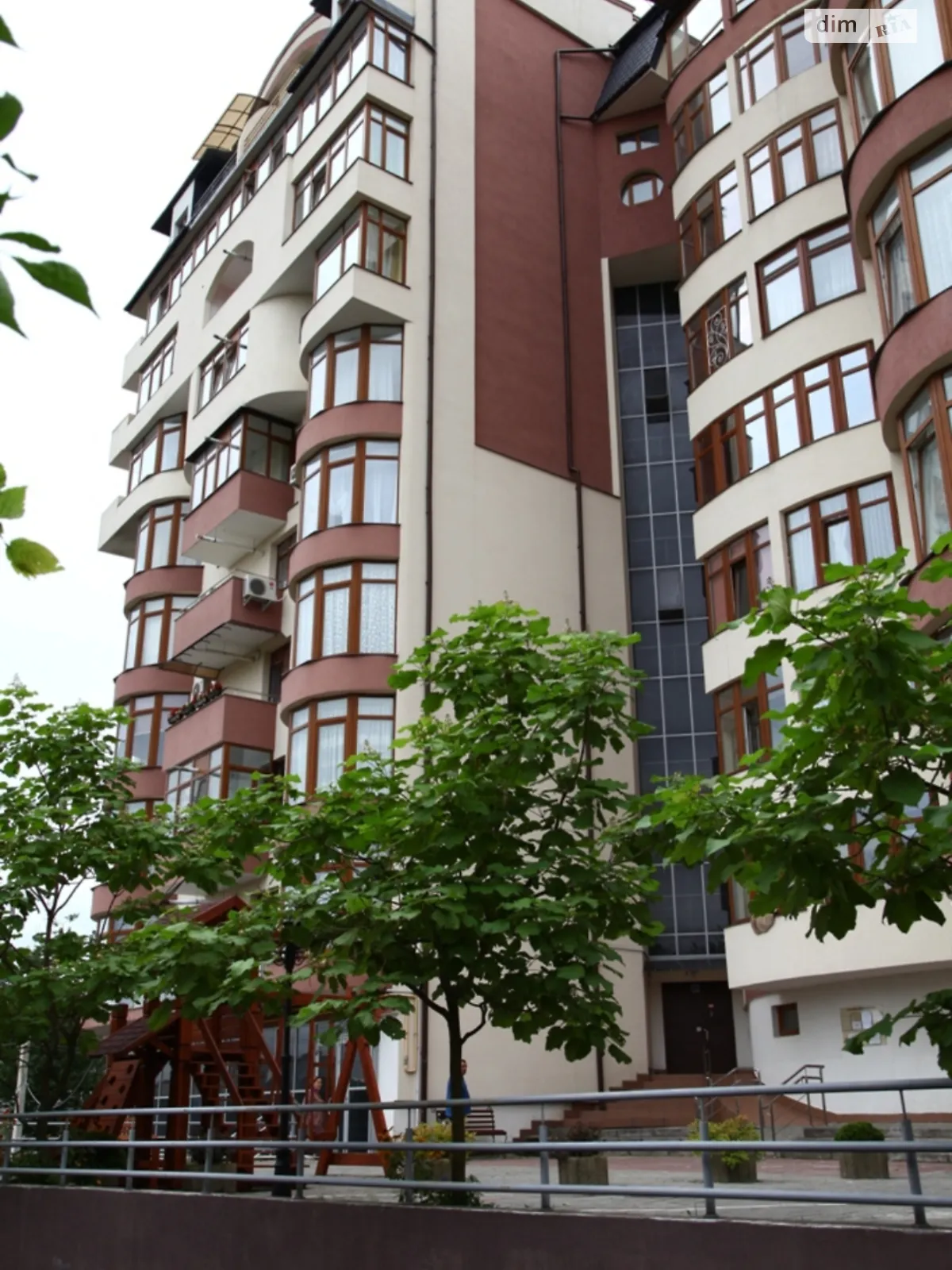 Продается 1-комнатная квартира 45 кв. м в Трускавце - фото 2