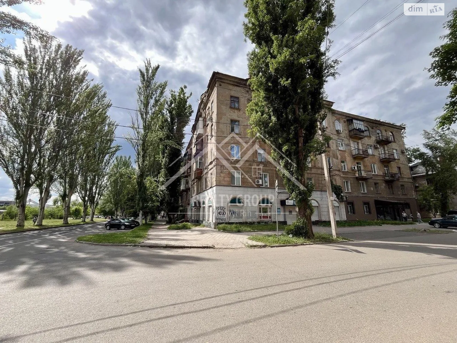 Продается 3-комнатная квартира 73 кв. м в Кривом Роге, цена: 24500 $ - фото 1