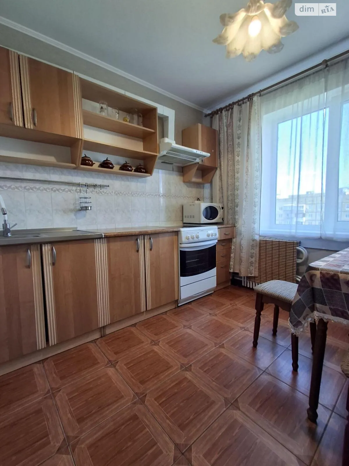 Продается 2-комнатная квартира 54 кв. м в Днепре, ул. Метростроевская