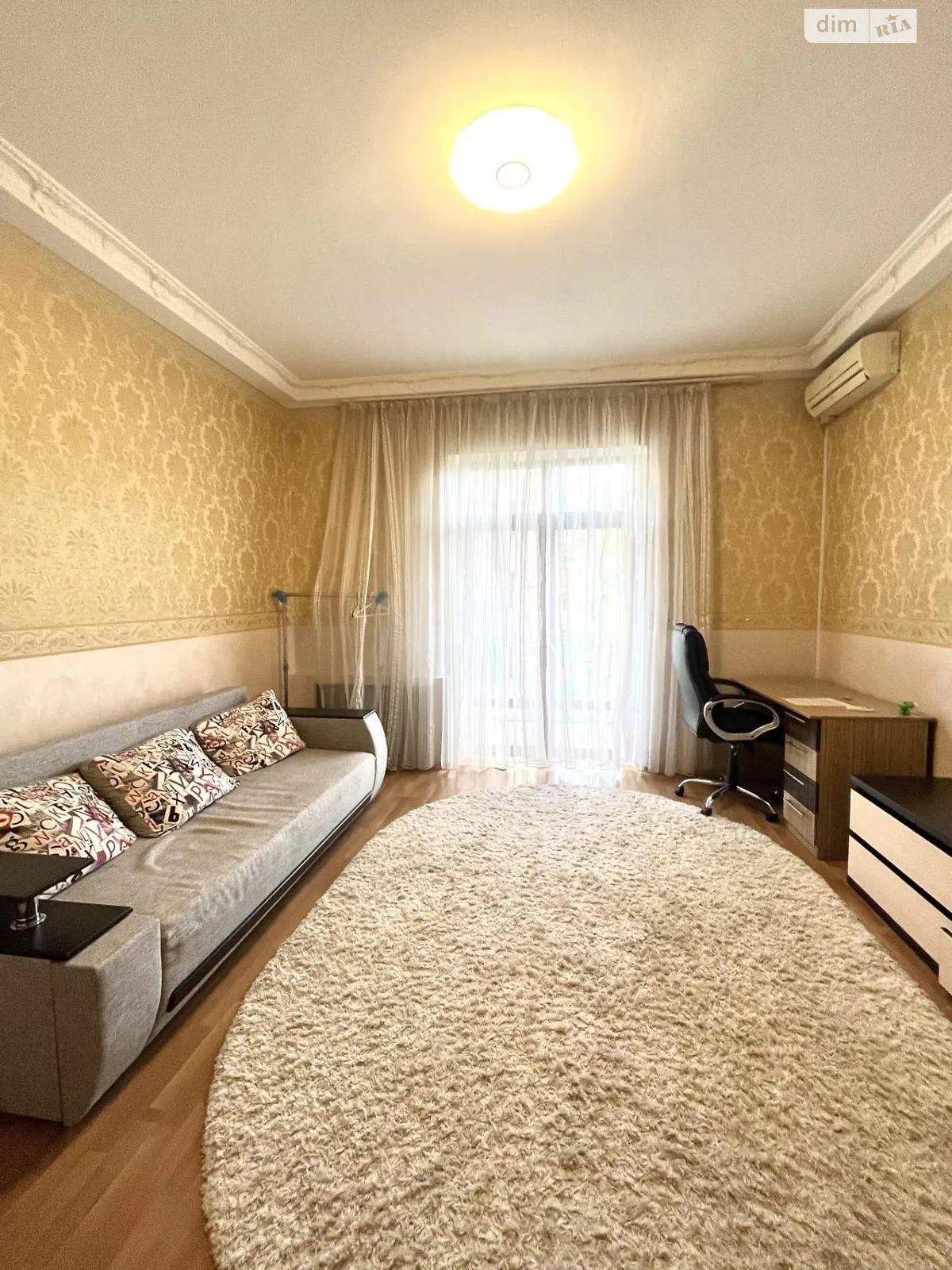 Продается 2-комнатная квартира 72 кв. м в Киеве, ул. Деловая, 9А - фото 1