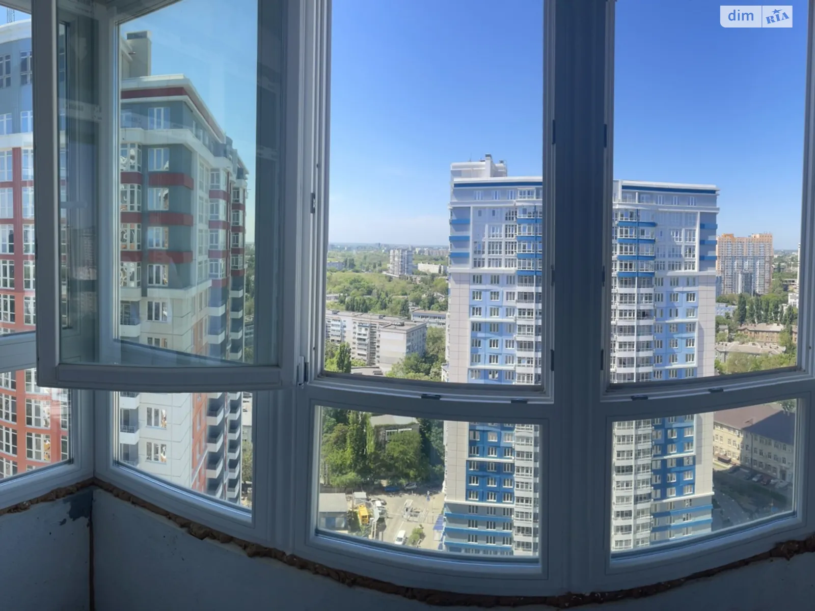 Продается 2-комнатная квартира 72 кв. м в Одессе, просп. Гагарина, 19 корпус 3 - фото 1