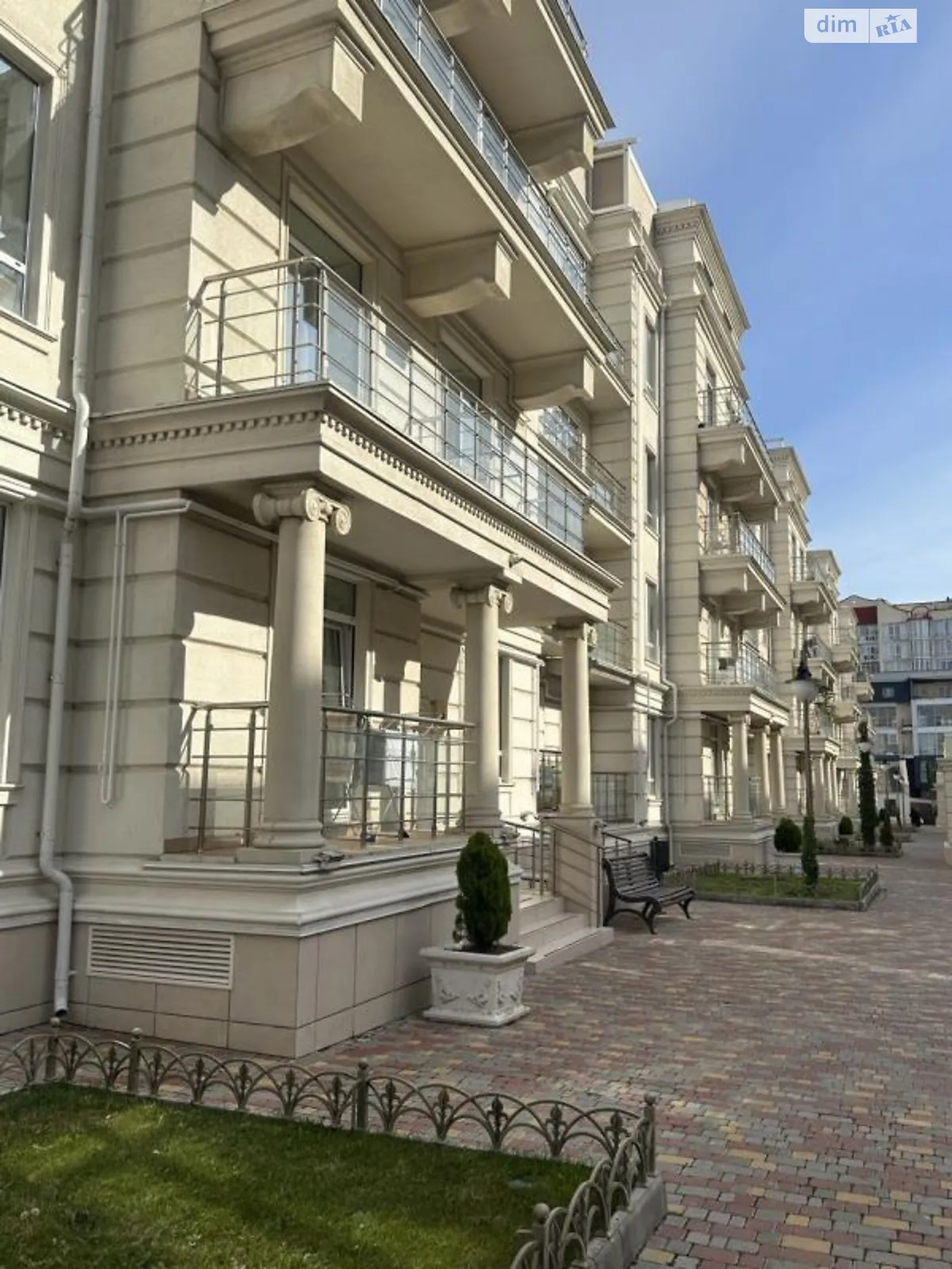 Продается 1-комнатная квартира 41 кв. м в Одессе, цена: 62650 $