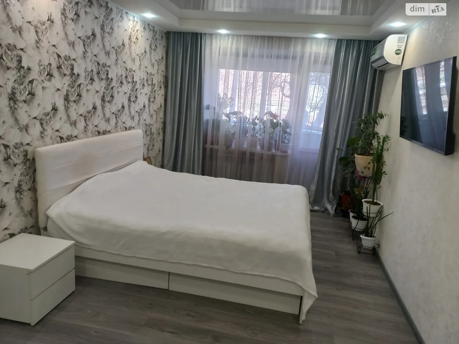 2-комнатная квартира 42 кв. м в Запорожье, ул. Жуковского - фото 1