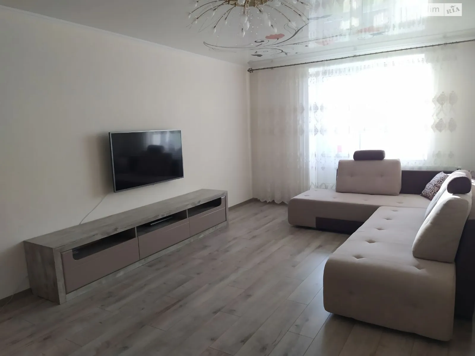 Продается 2-комнатная квартира 70 кв. м в Сумах, ул. Вячеслава Черновола(Калинина)
