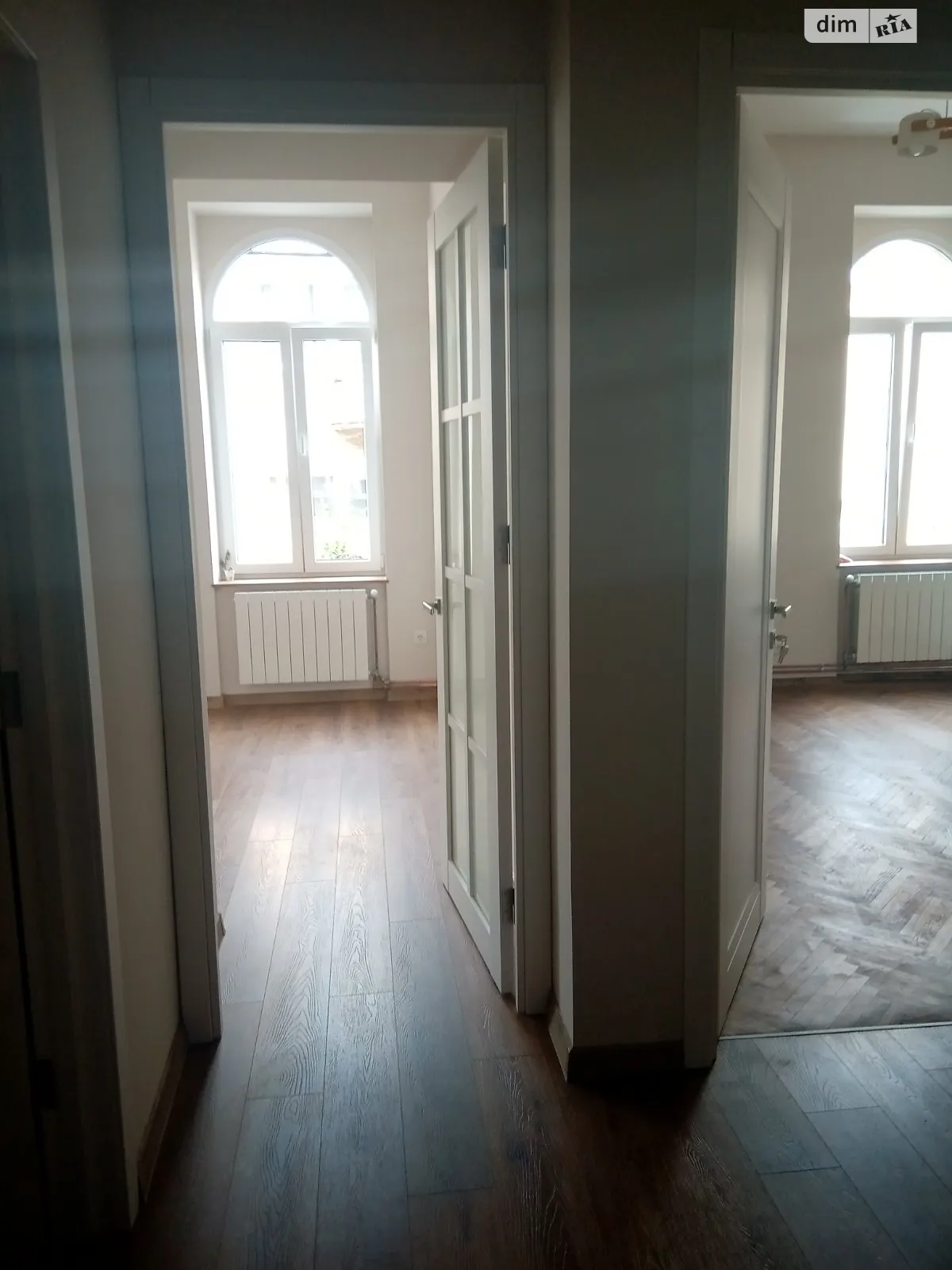 Здається в оренду 2-кімнатна квартира 63 кв. м у Ужгороді, вул. Духновича