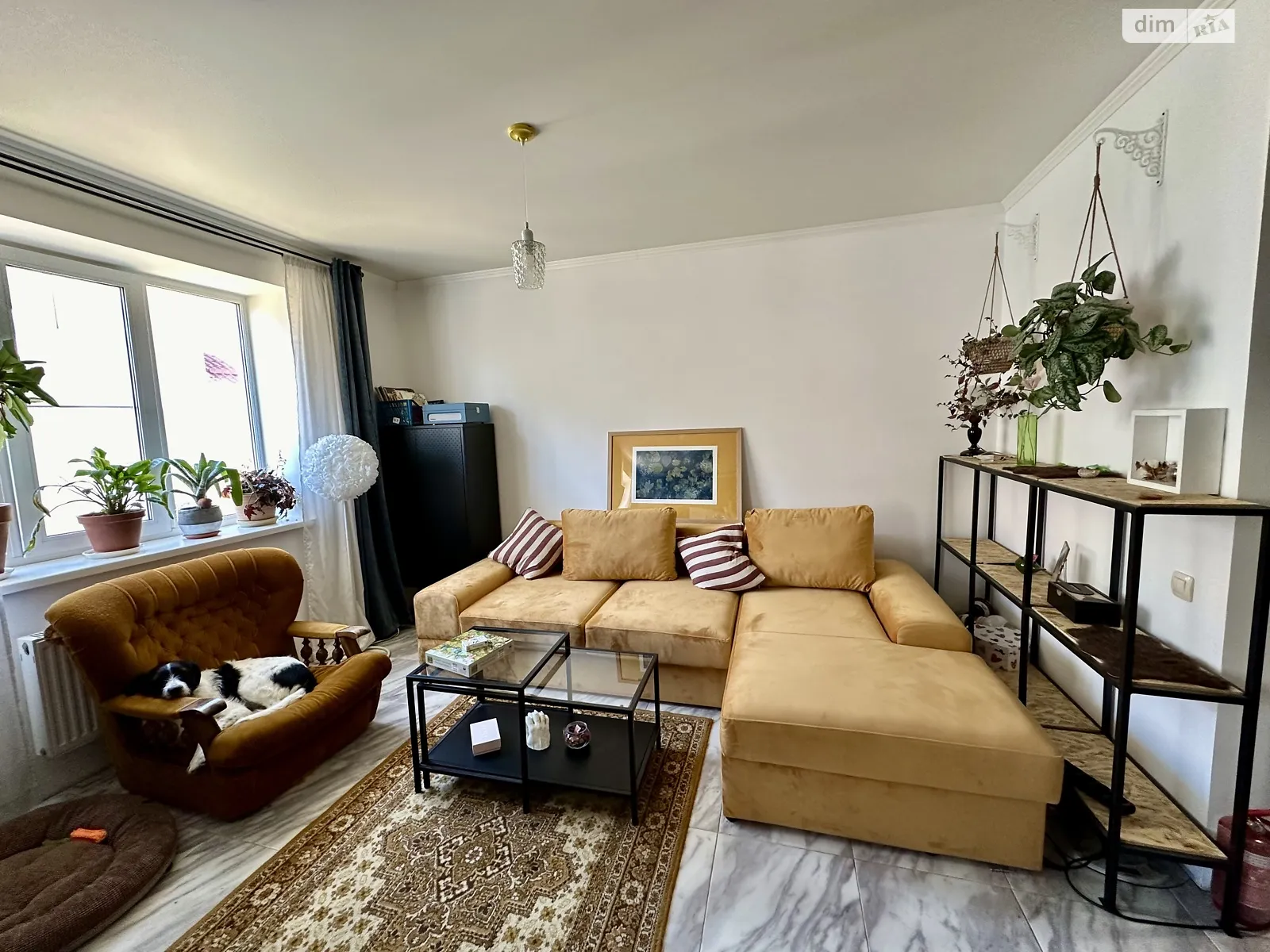 Продается 2-комнатная квартира 68 кв. м в Святопетровское, ул. Богдана Хмельницкого