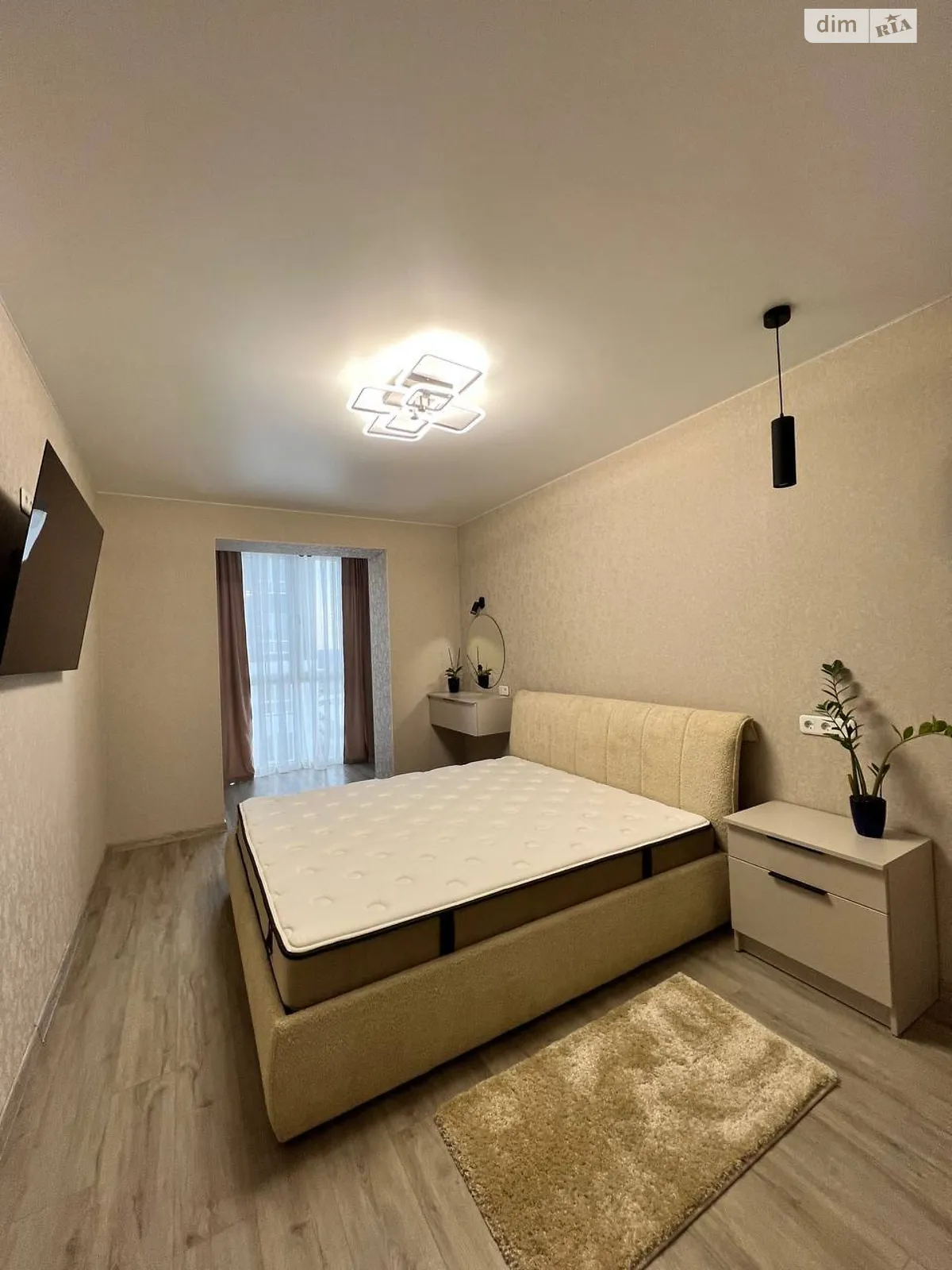 Продается 2-комнатная квартира 60 кв. м в Ивано-Франковске, ул. Вячеслава Черновола, 155 - фото 1
