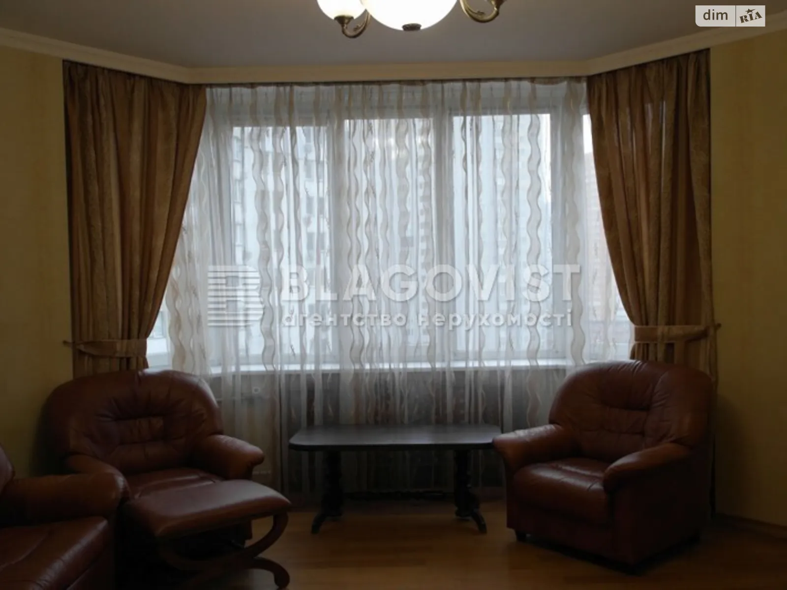 Продается 2-комнатная квартира 75 кв. м в Киеве, просп. Николая  Бажана, 10